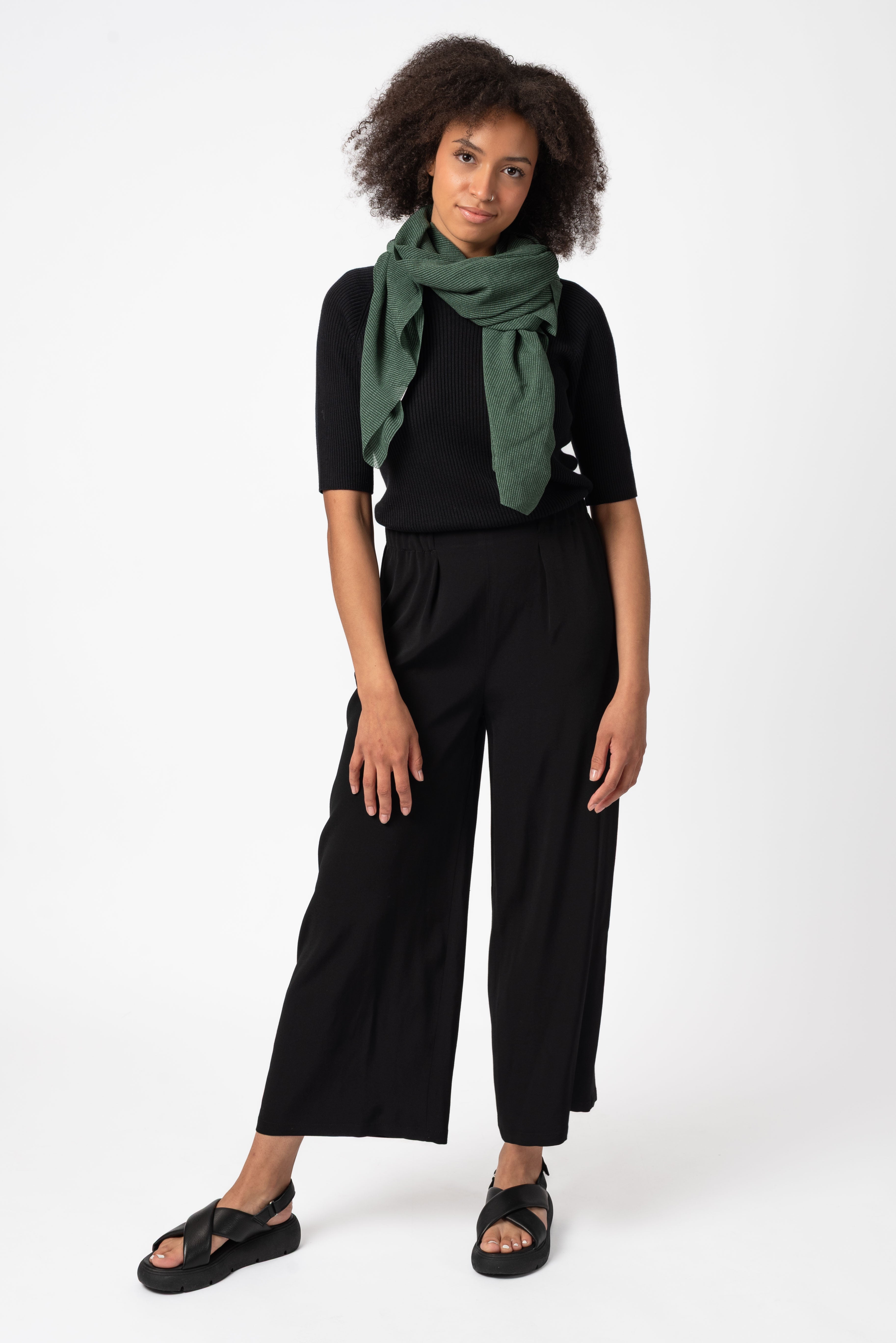 NNIstudio - AIR 2.0 Tuch - Pineneedle Green gestreift -