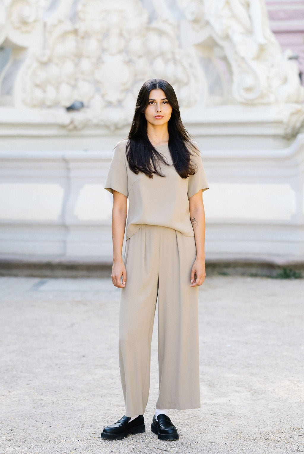 NNIstudio - BOLD Shirt & CLOUD 3.0 – Made to Order - Look - Chinchilla Sand -