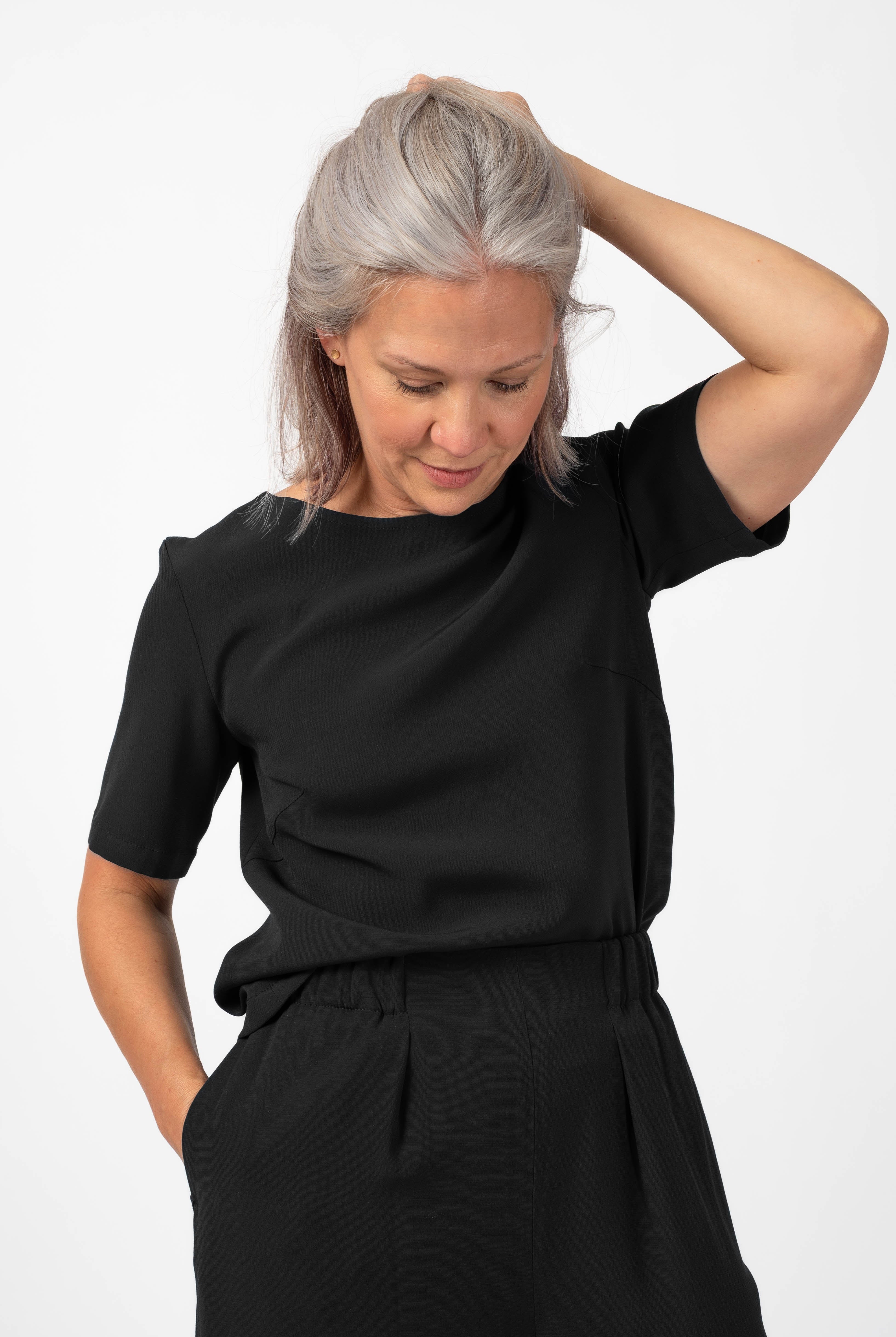 NNIstudio - BOLD Shirt - Phantom Black - XS/S -