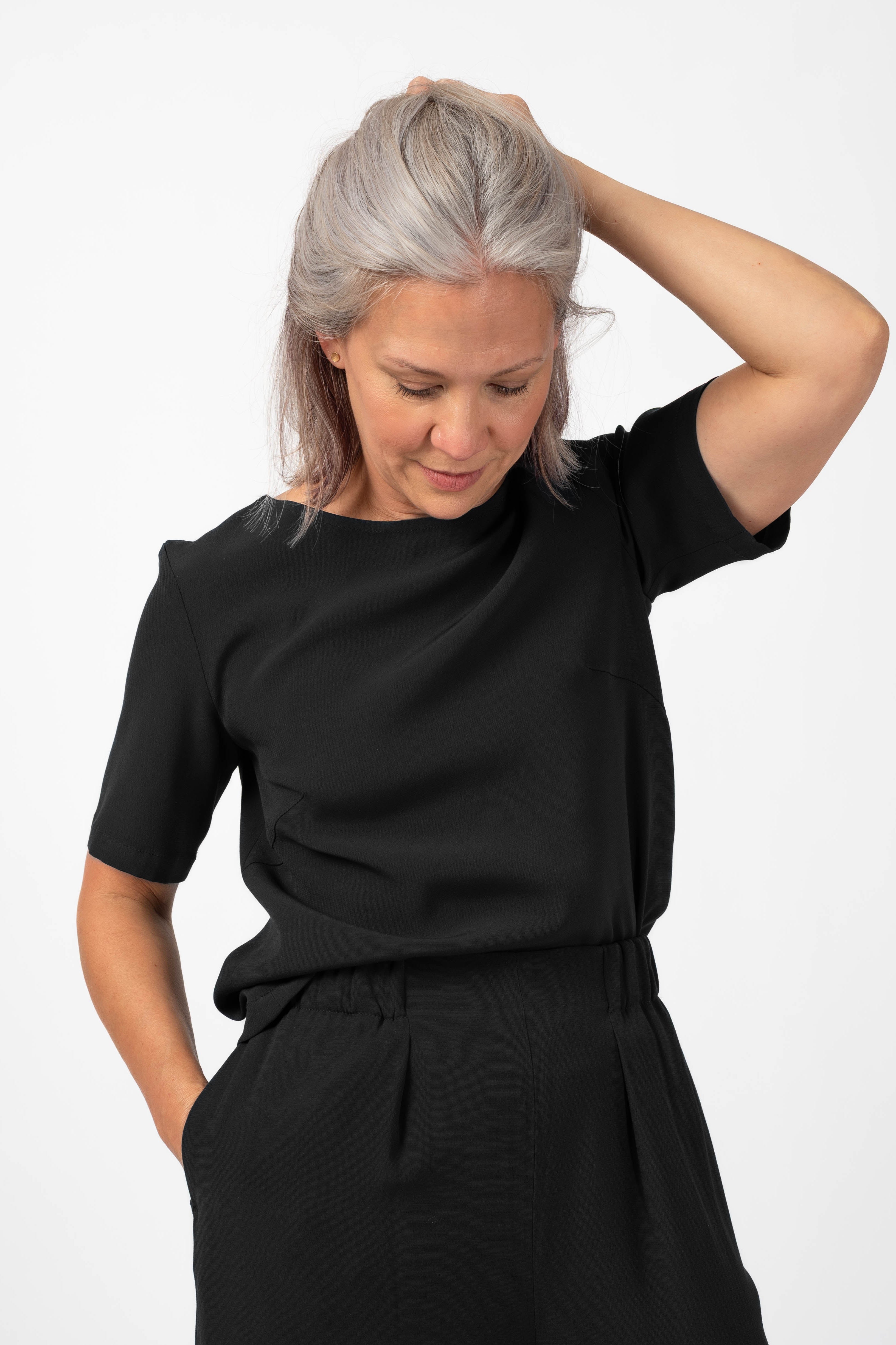 NNIstudio - BOLD Shirt - Phantom Black - XS/S -