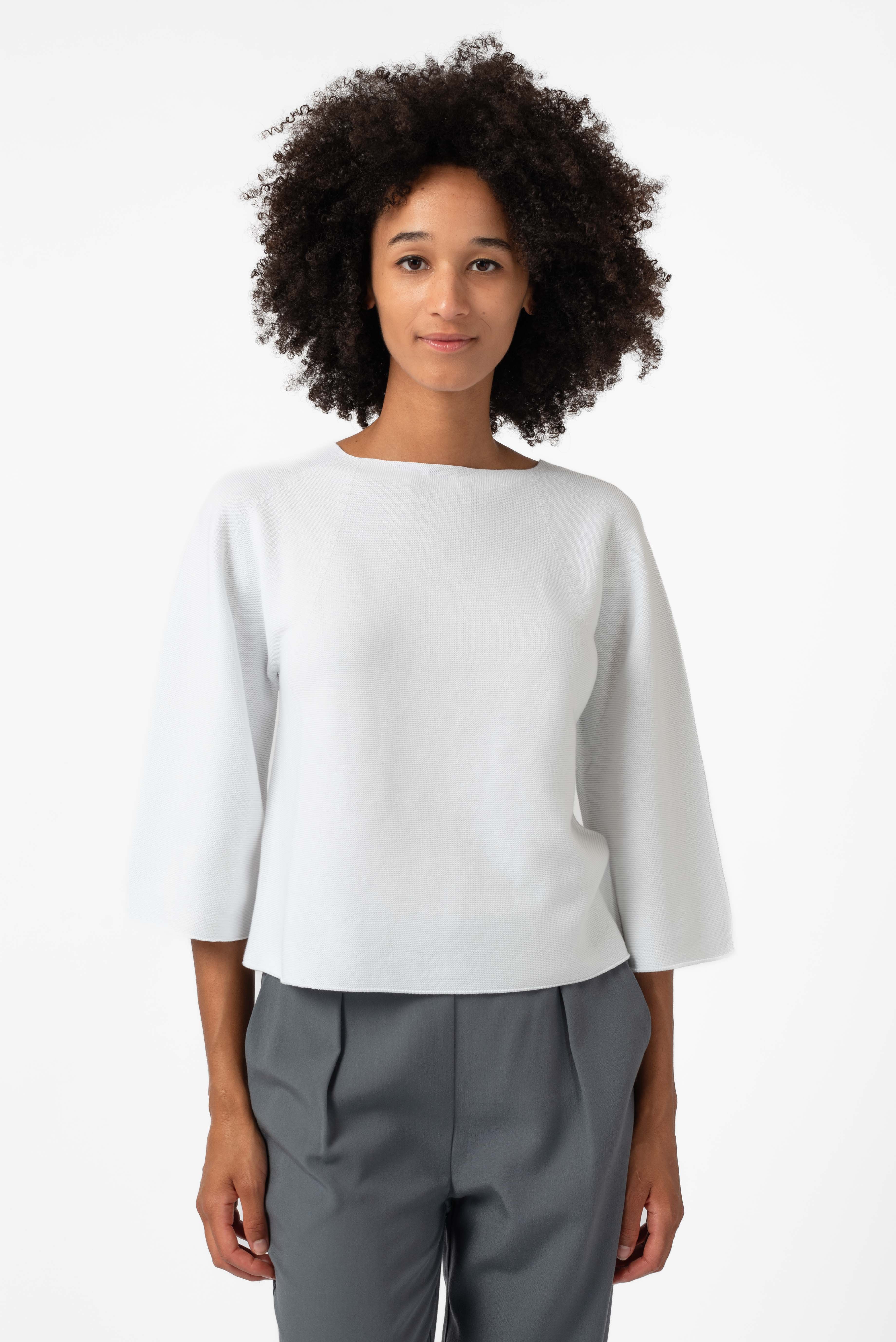 NNIstudio - BOXY Pullover - White - XS -