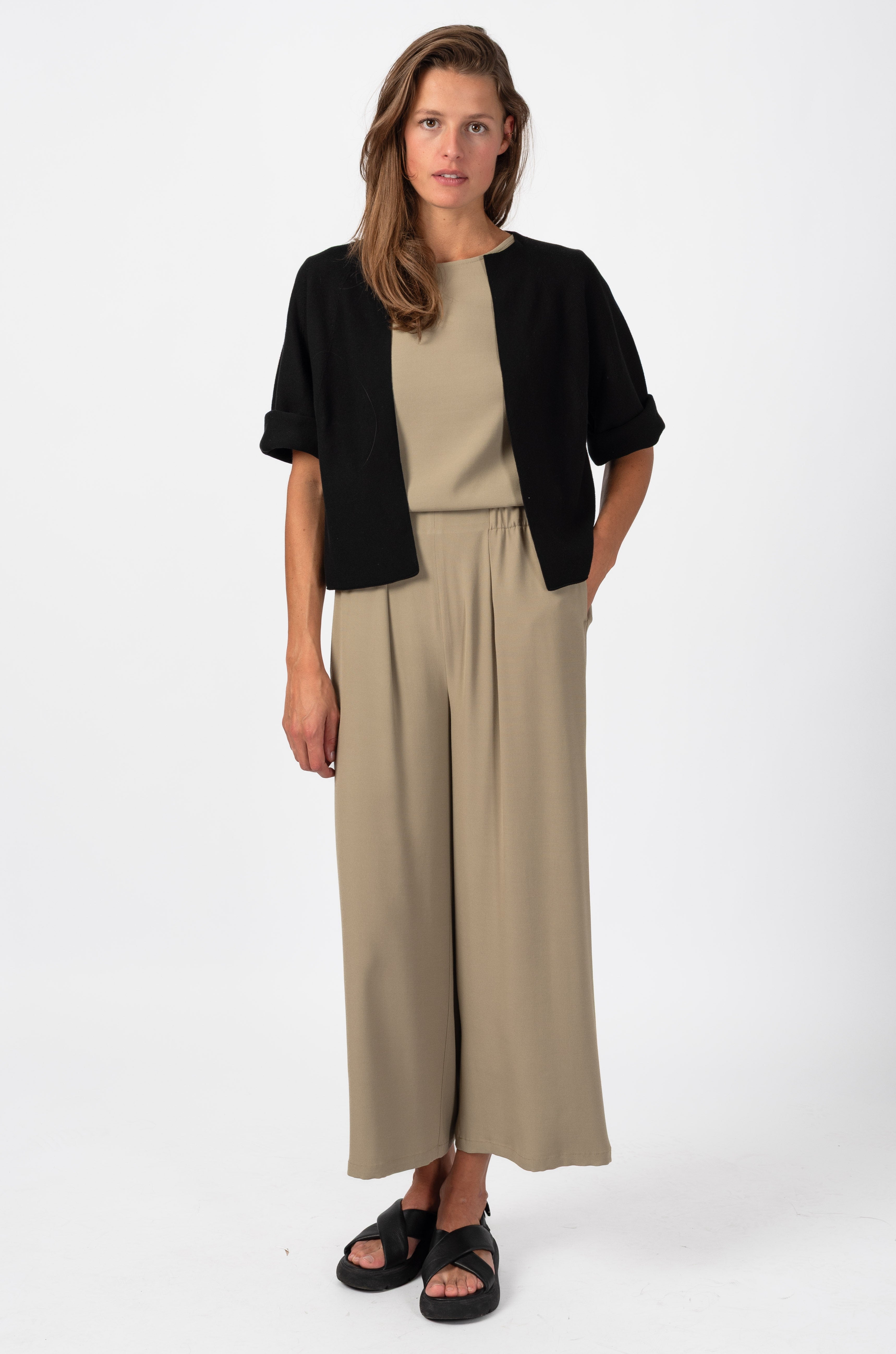 NNIstudio - BOXY Strick - Jacke - Phantom Black - XS -