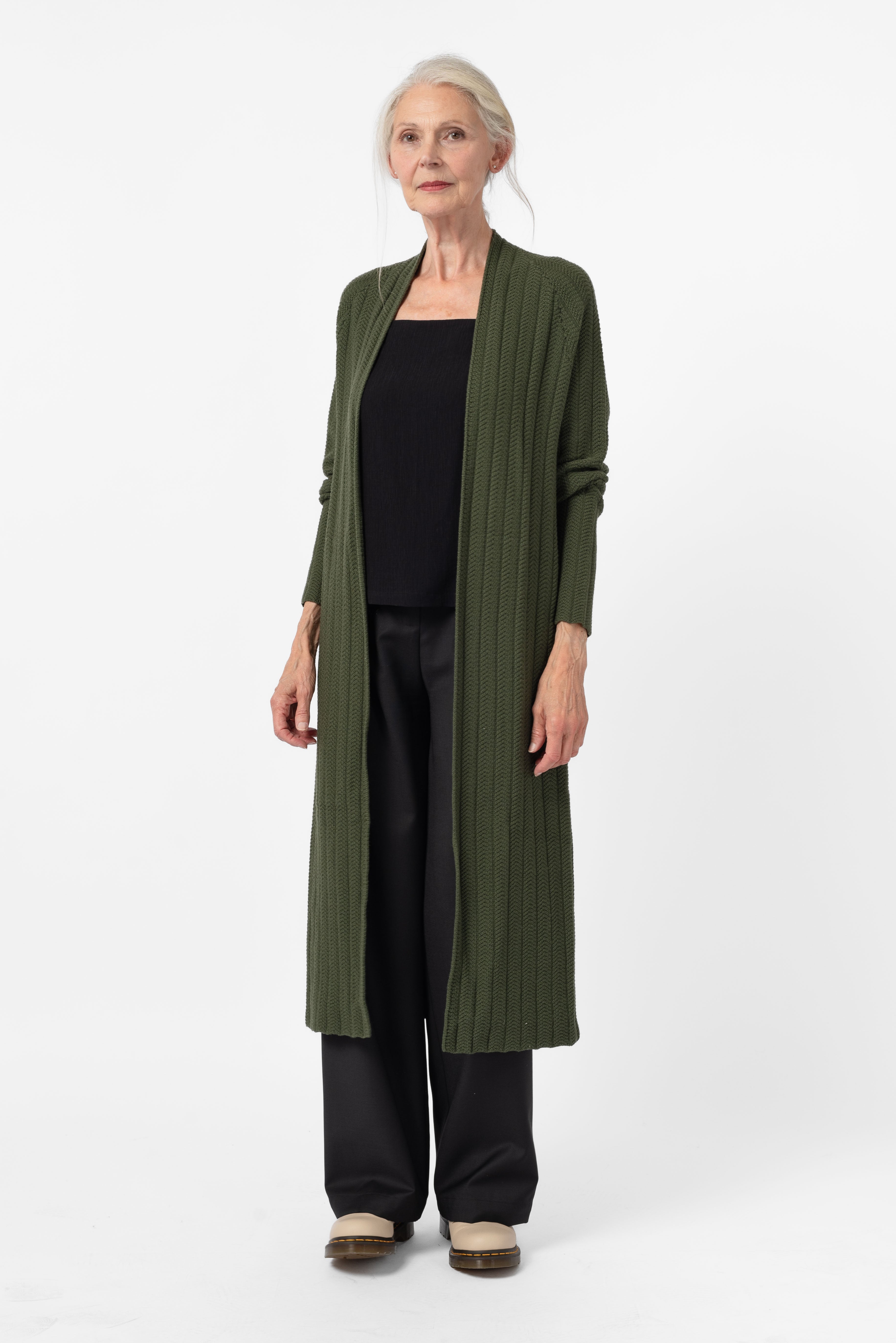 NNIstudio - CHUNKY Strickmantel - Tanne - XS -