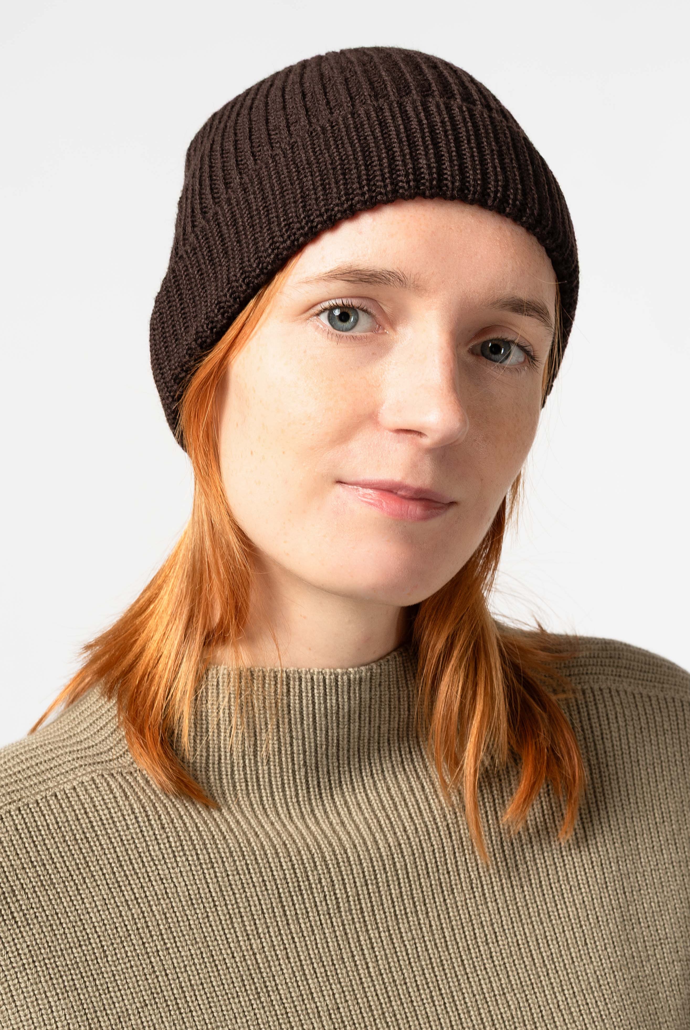 NNIstudio - CLASSIC Beanie - Chocolate Brown -