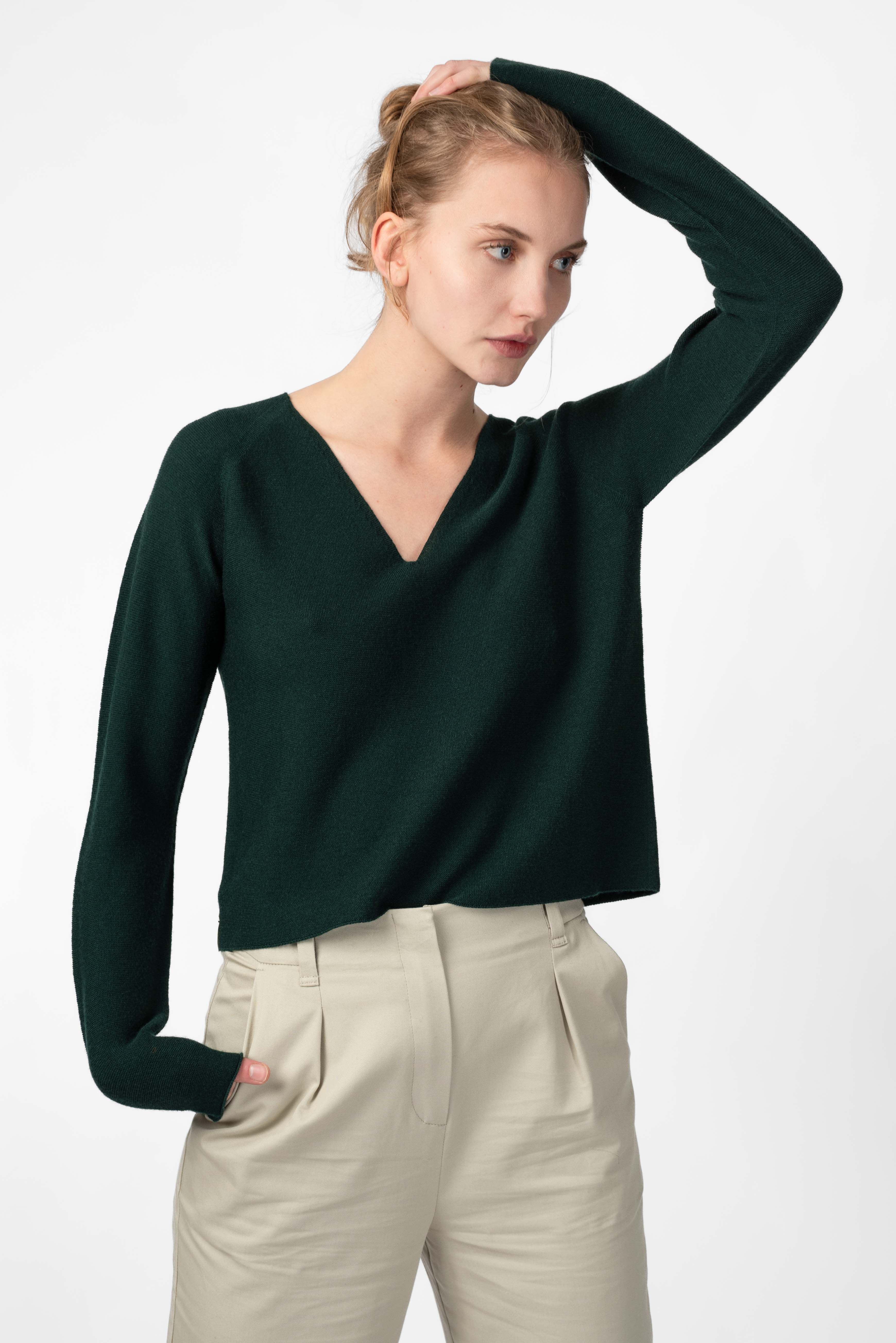 NNIstudio - COZY Pullover - Dark Green - XS -