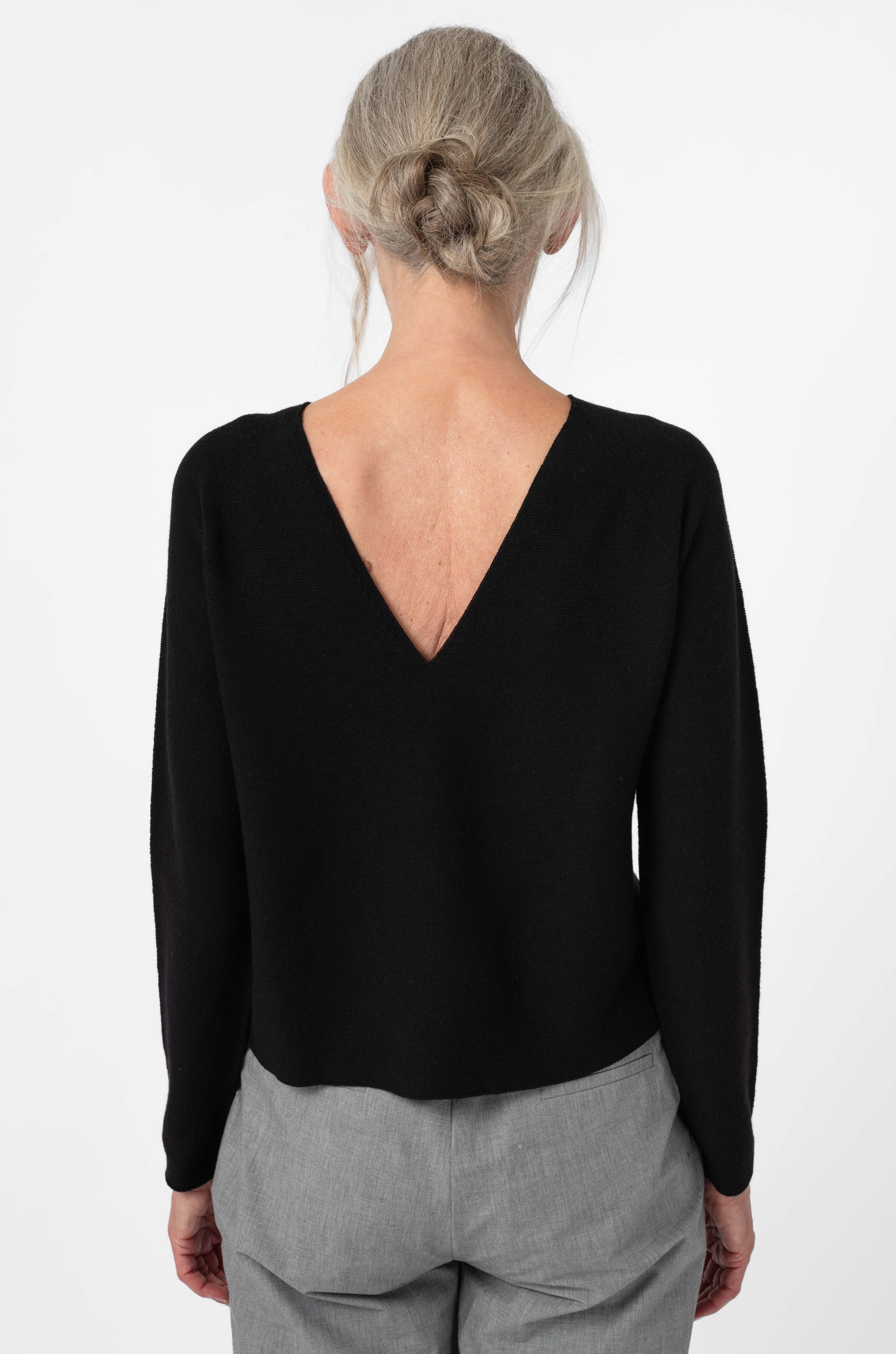 NNIstudio - COZY Pullover - Schwarz - XS -