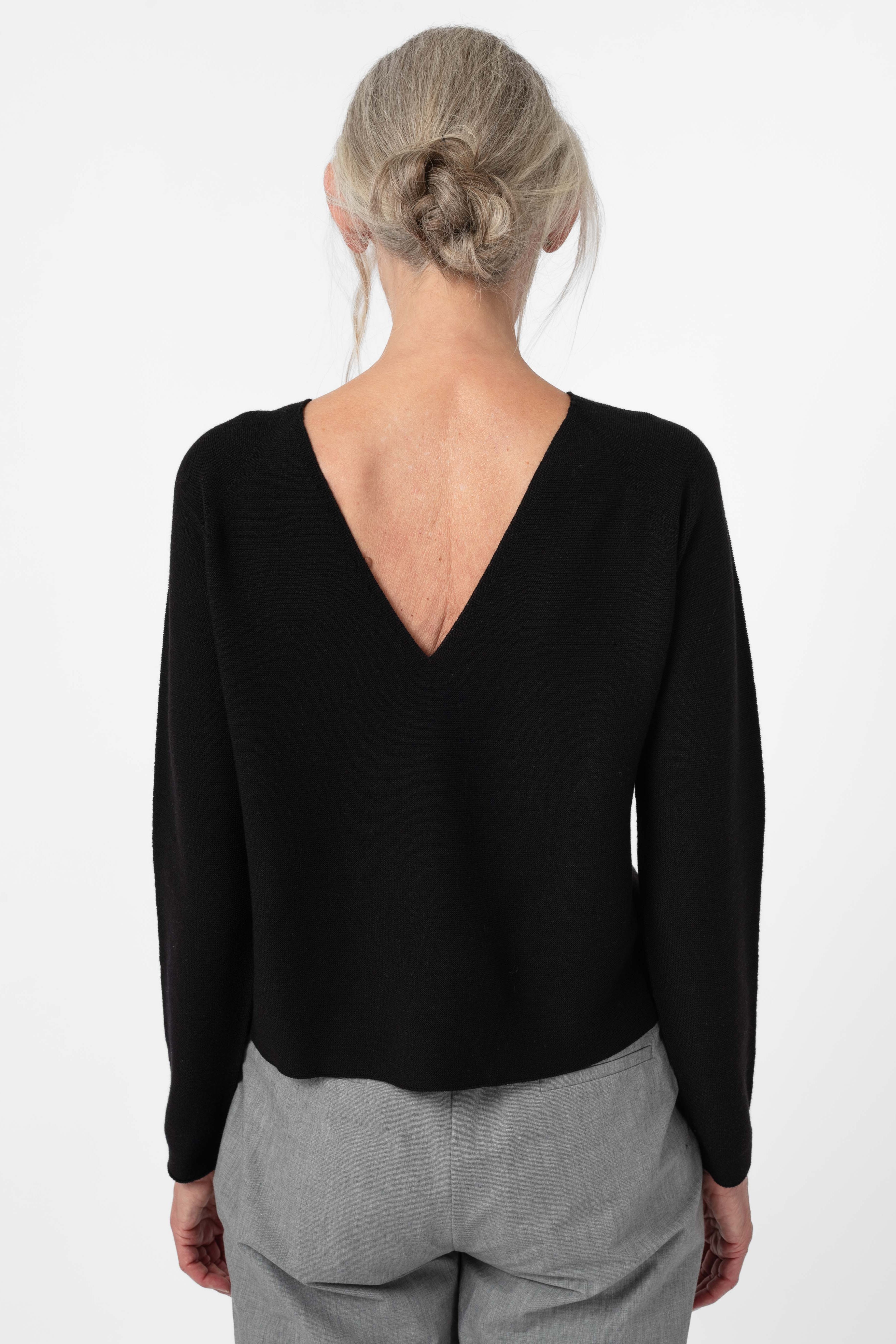 NNIstudio - COZY Pullover - Schwarz - XS -