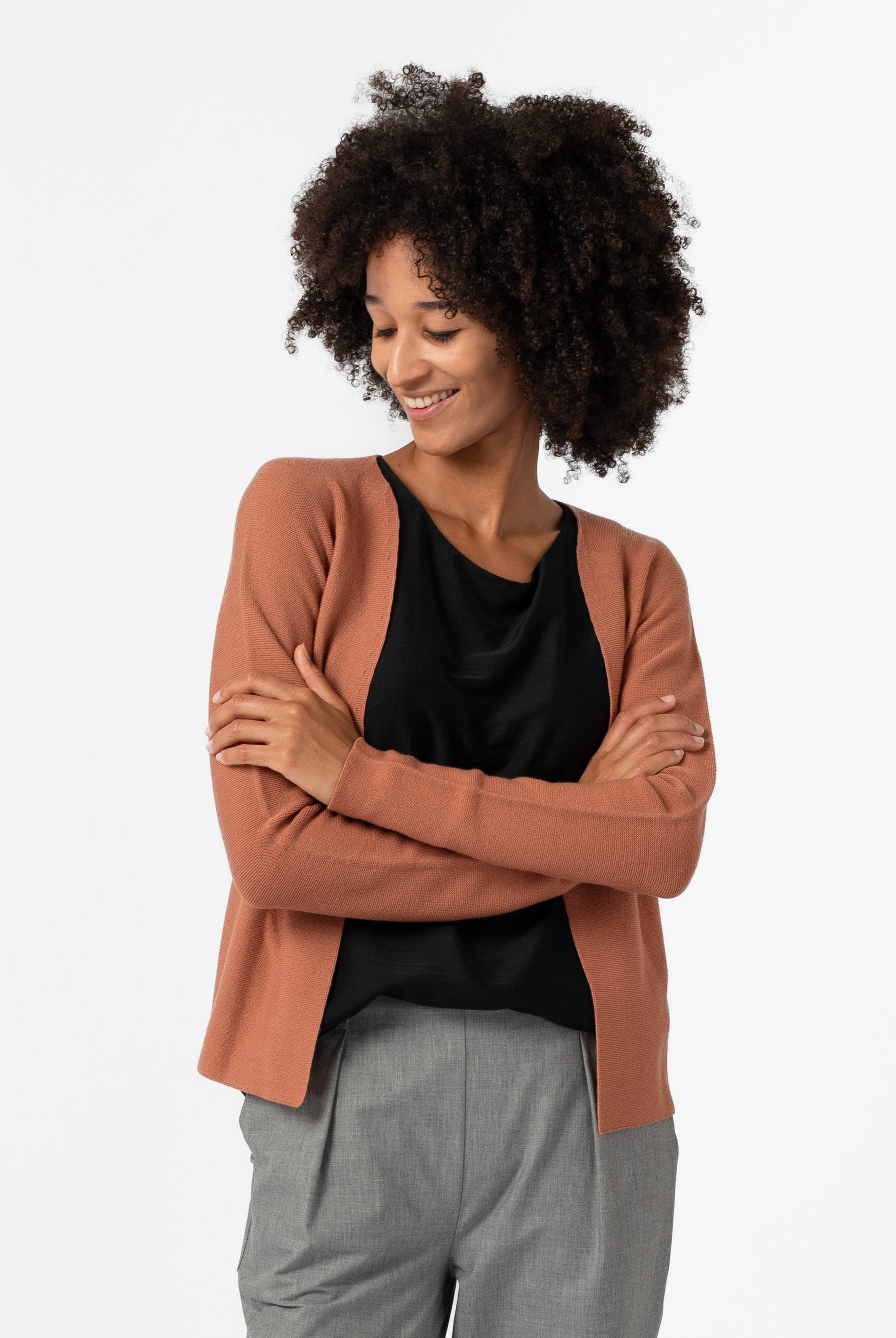 NNIstudio - COZY Strickjacke - Coral - XS -