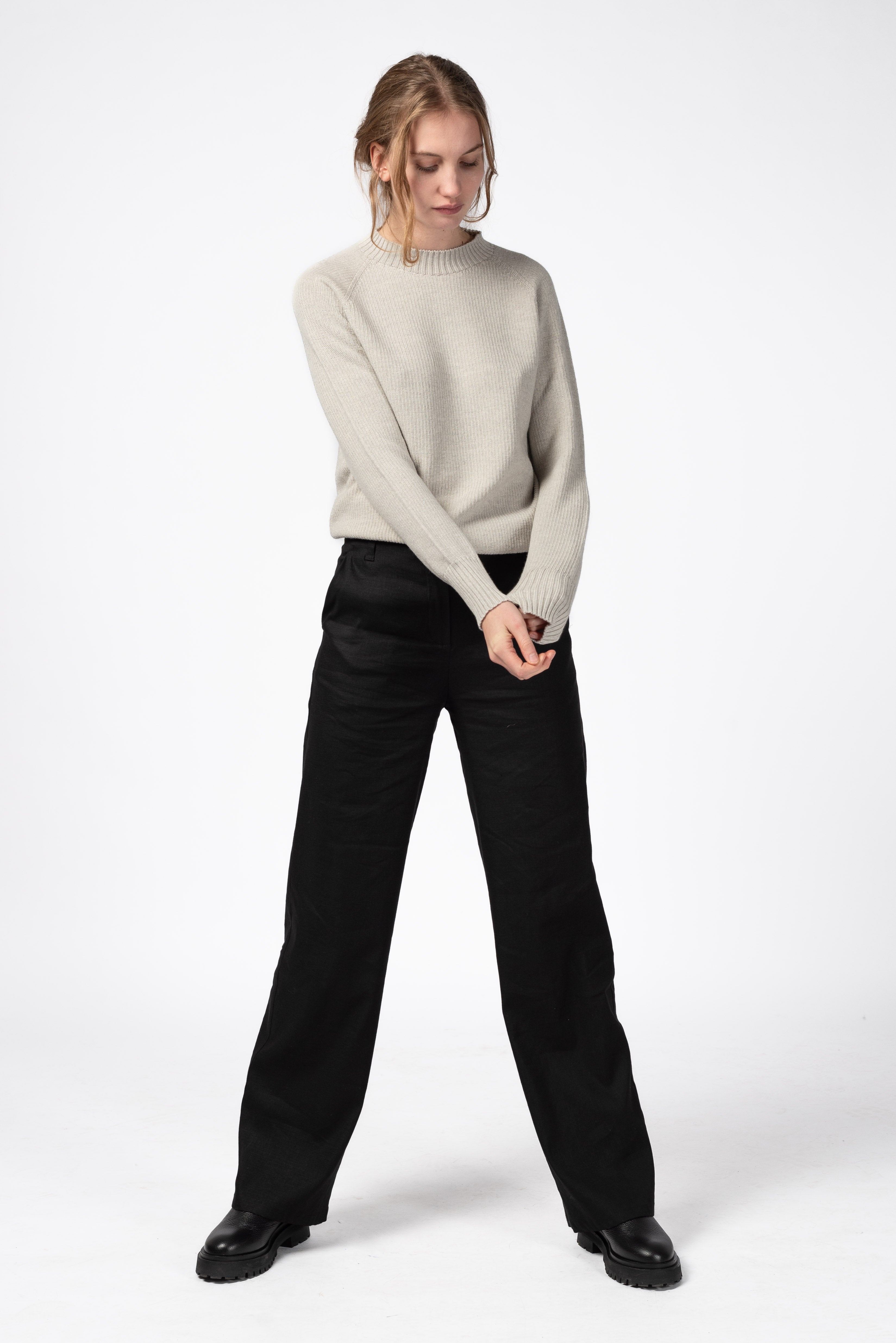 NNIstudio - CREW 2.0 Pullover Unisex - Blush White - XS -