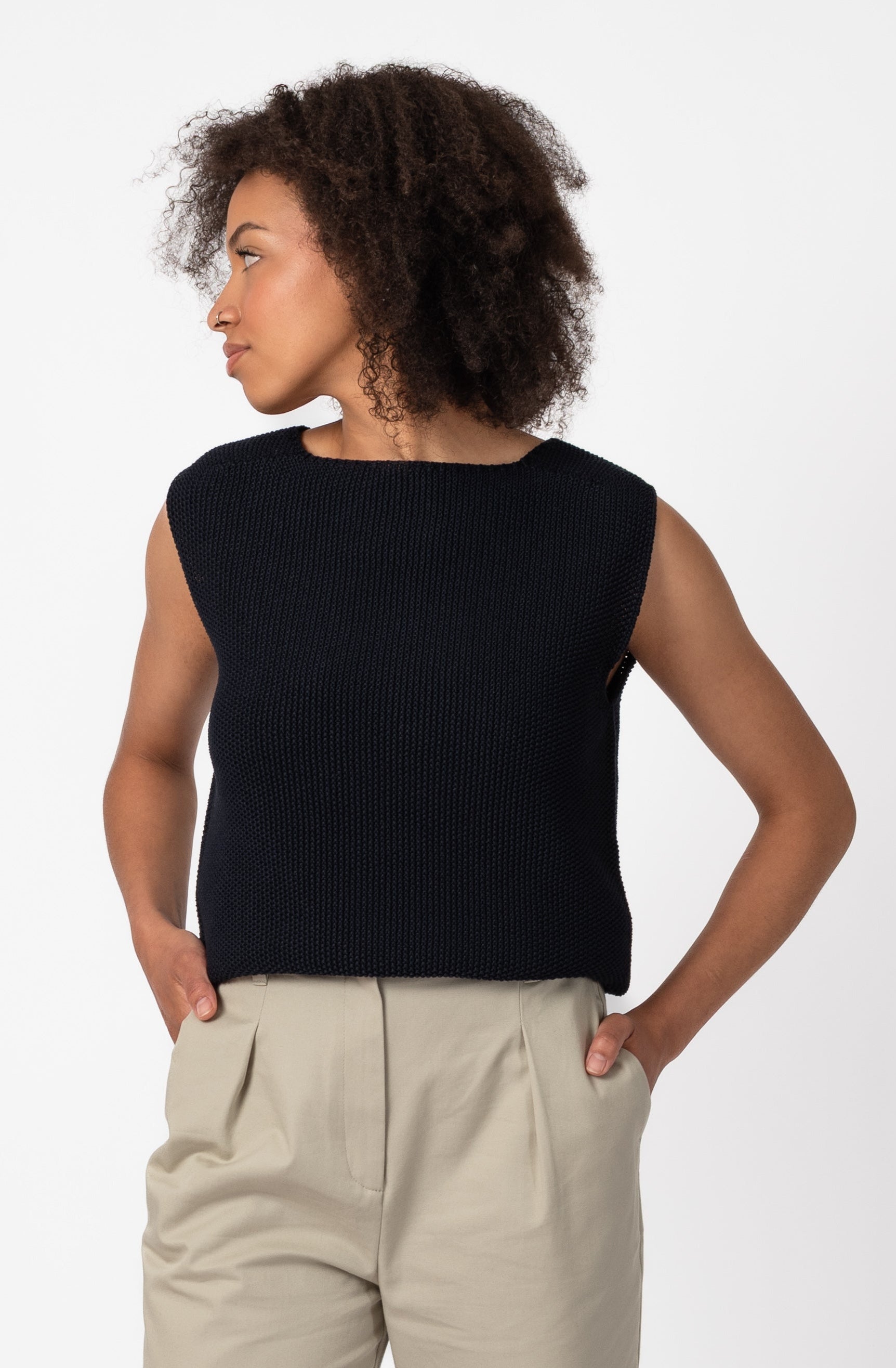 NNIstudio - CRISP Pullunder Unisex - Carbon Blue - XS -