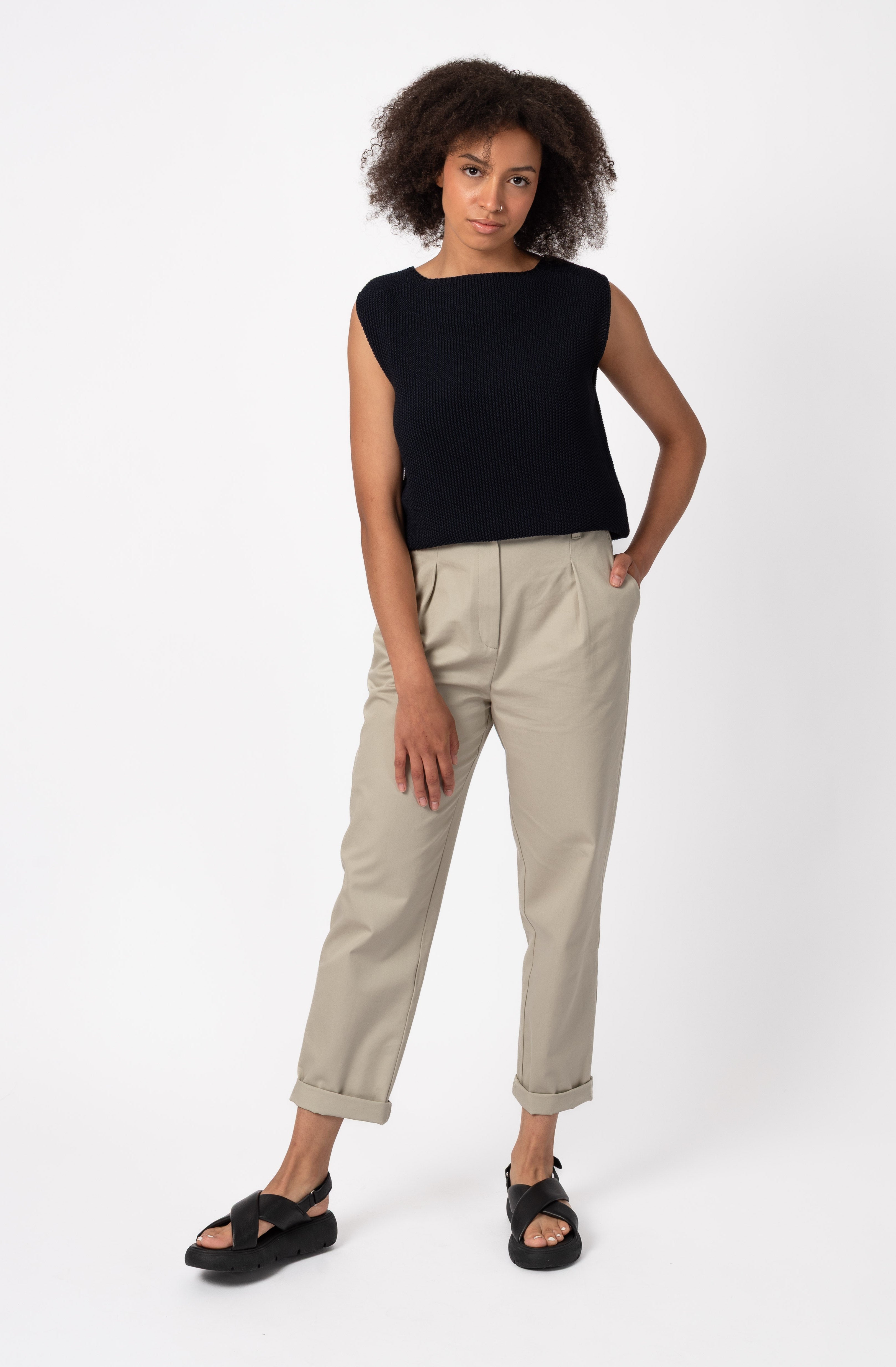 NNIstudio - CRISP Pullunder Unisex - Pearl White - XS -