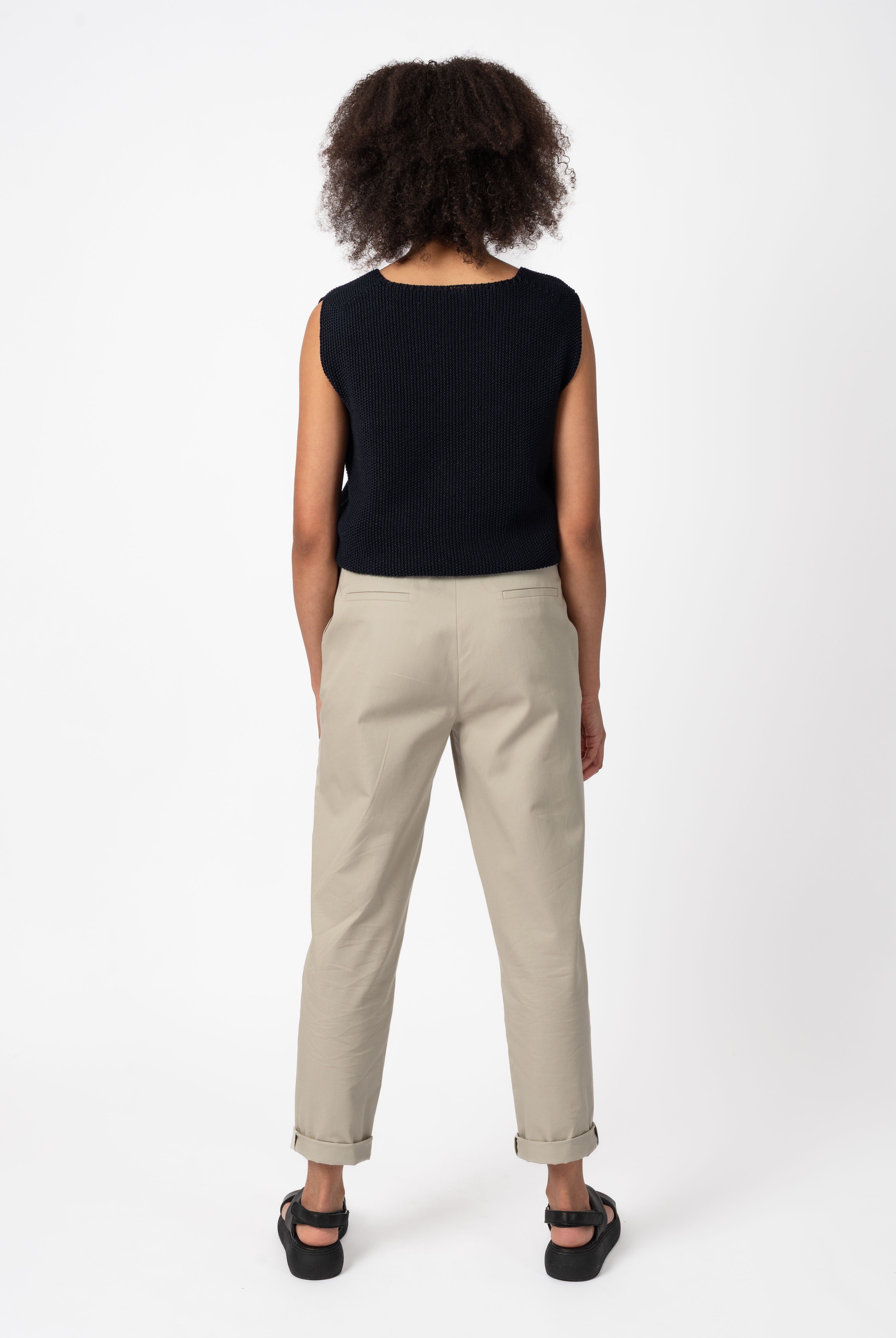 NNIstudio - CRISP Pullunder Unisex - Pearl White - XS -