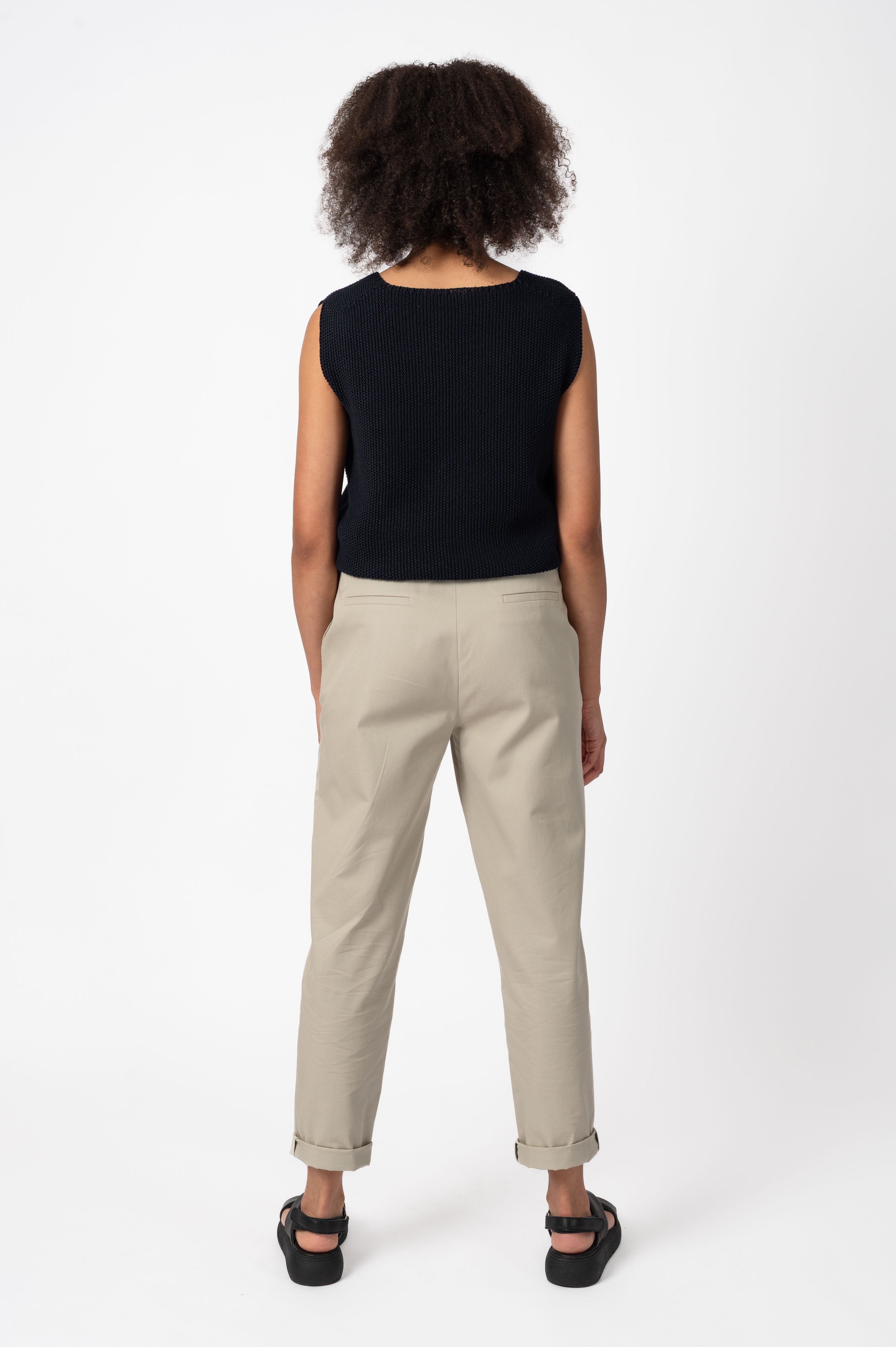 NNIstudio - CRISP Pullunder Unisex - Pearl White - XS -