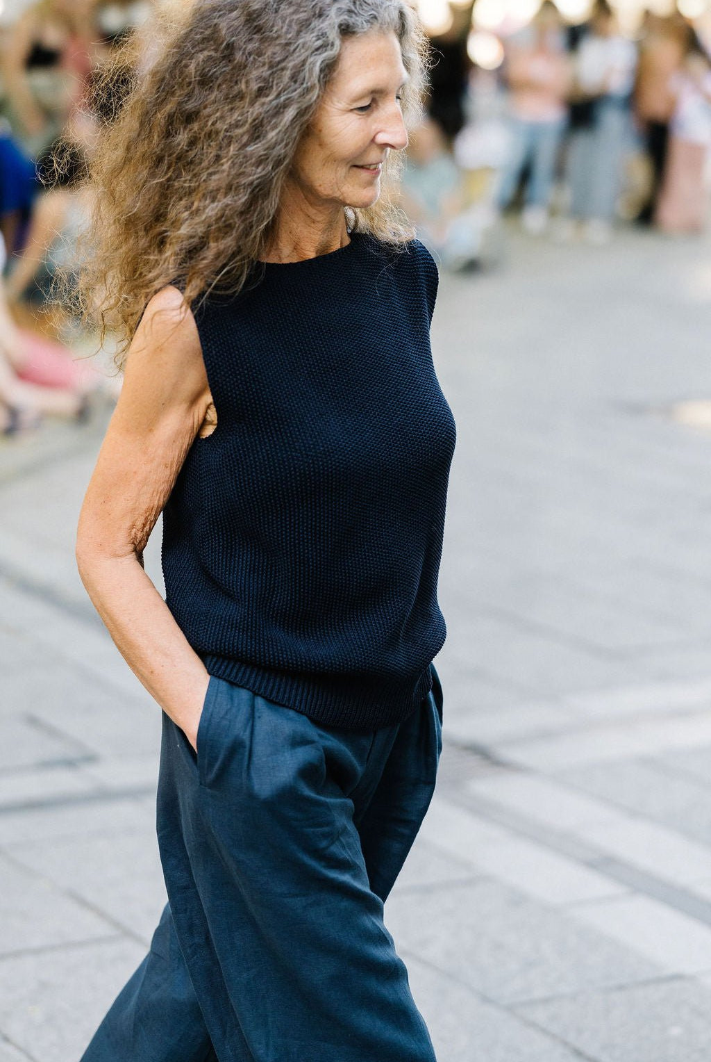 NNIstudio - CRISP Strick - Pullunder - Carbon Blue - XS -