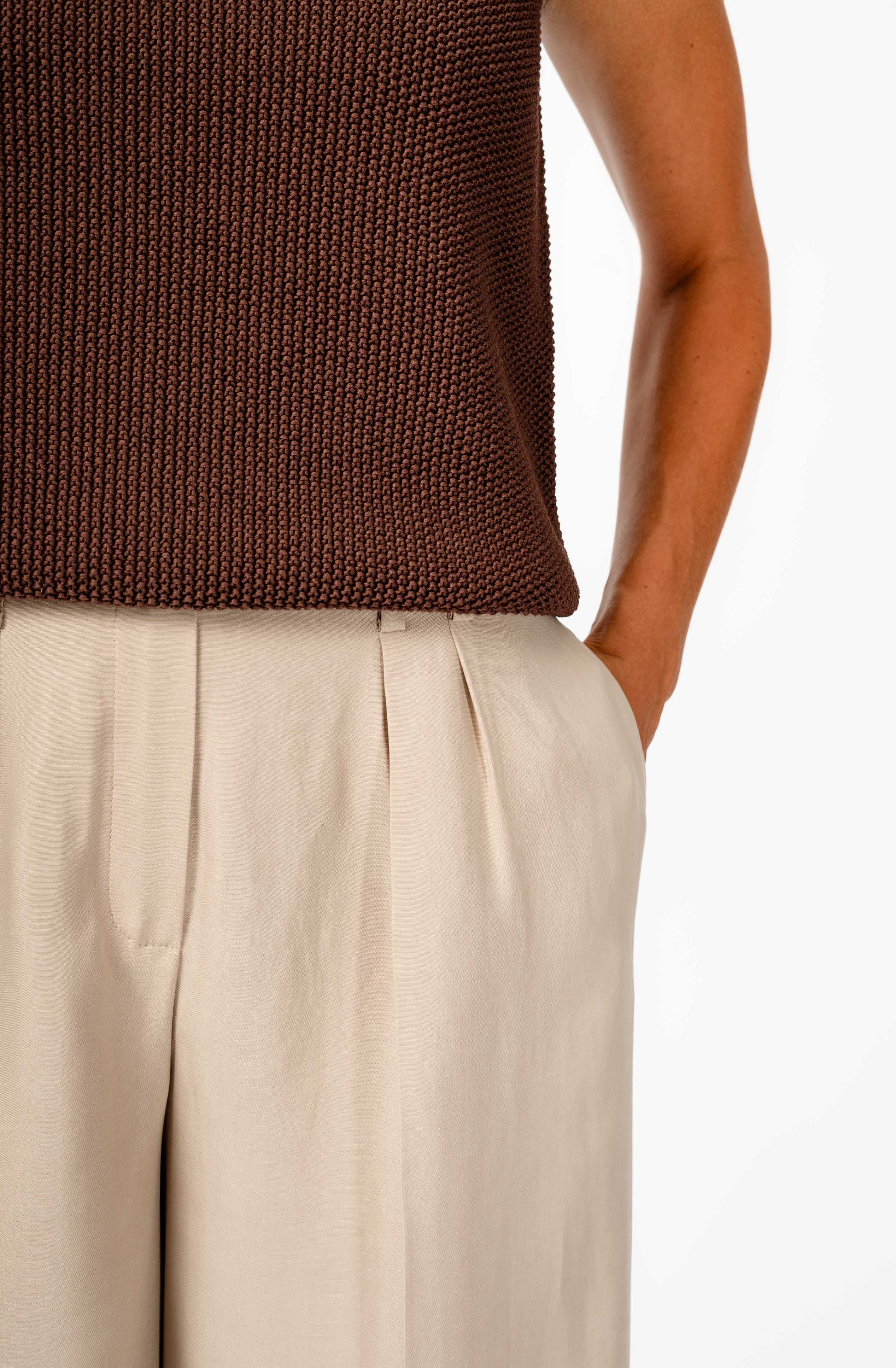 NNIstudio - CRISP Strick-Pullunder - Deep Mahogany Brown - XS -