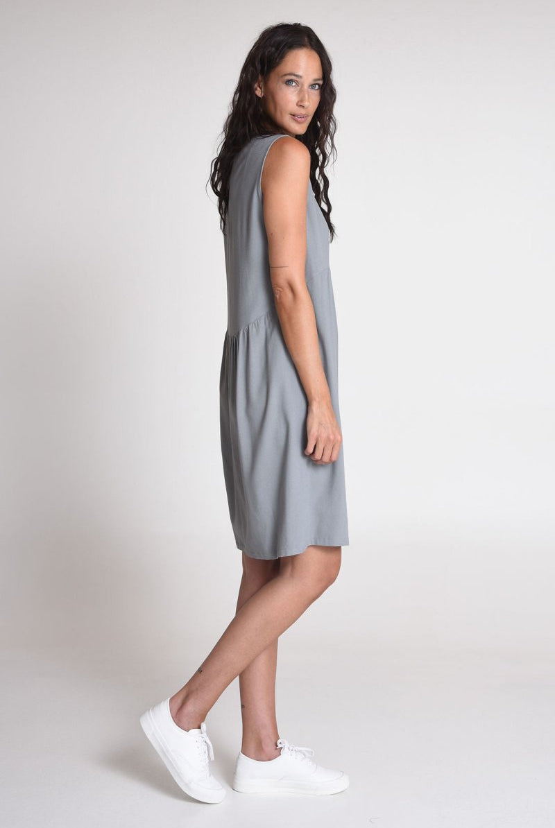 NNIstudio - EAS 1.0 Kleid - Grau - XS/S -