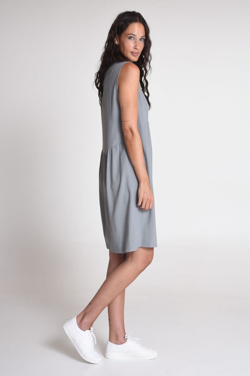 NNIstudio - EAS 1.0 Kleid - Grau - XS/S -