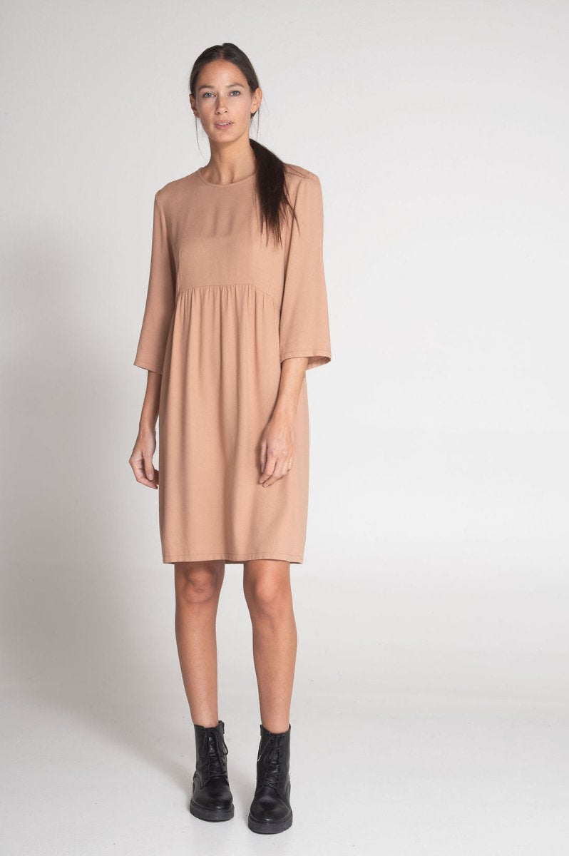 NNIstudio - EAS 2.0 Kleid - Nude - XS/S -