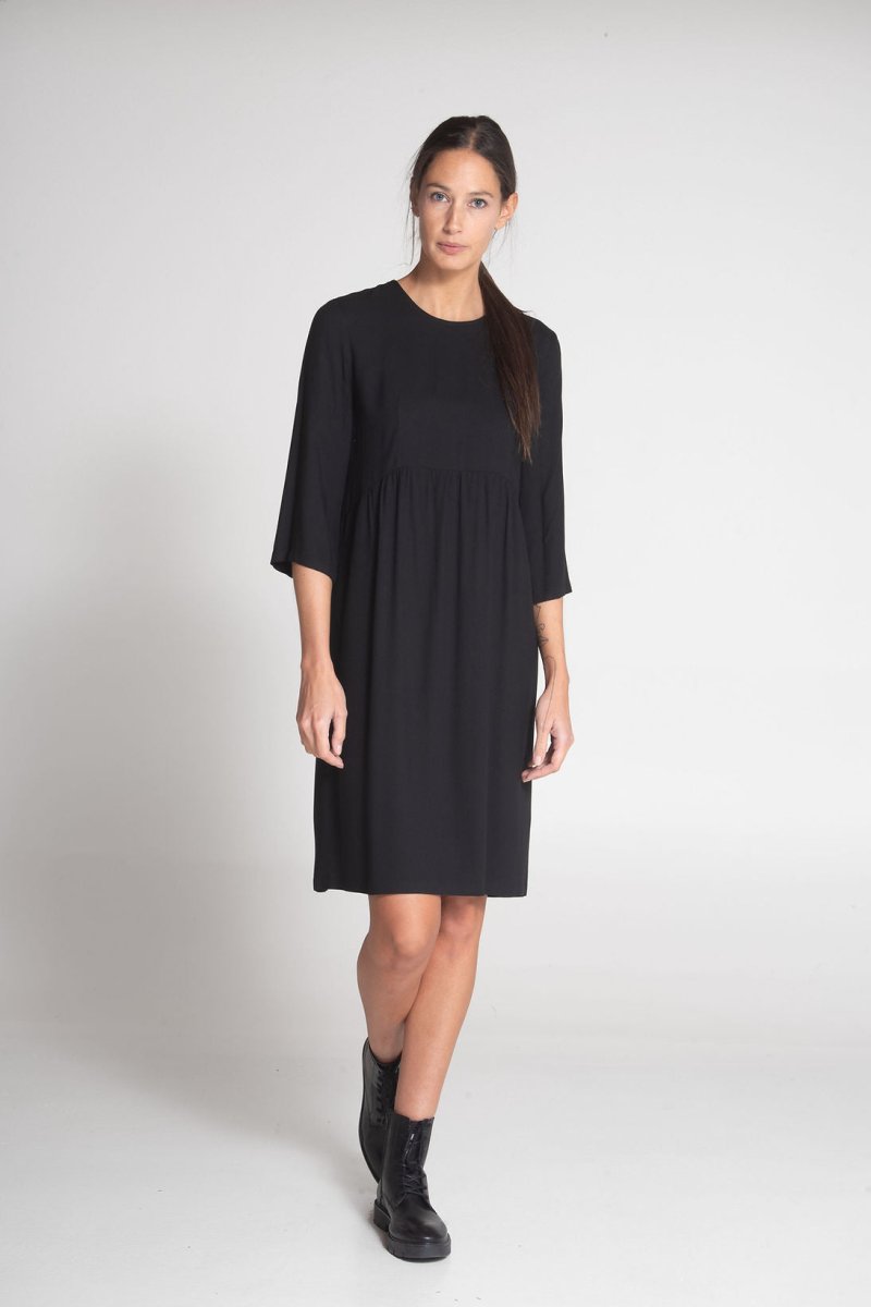 NNIstudio - EAS 2.0 Kleid - Schwarz - XS/S -