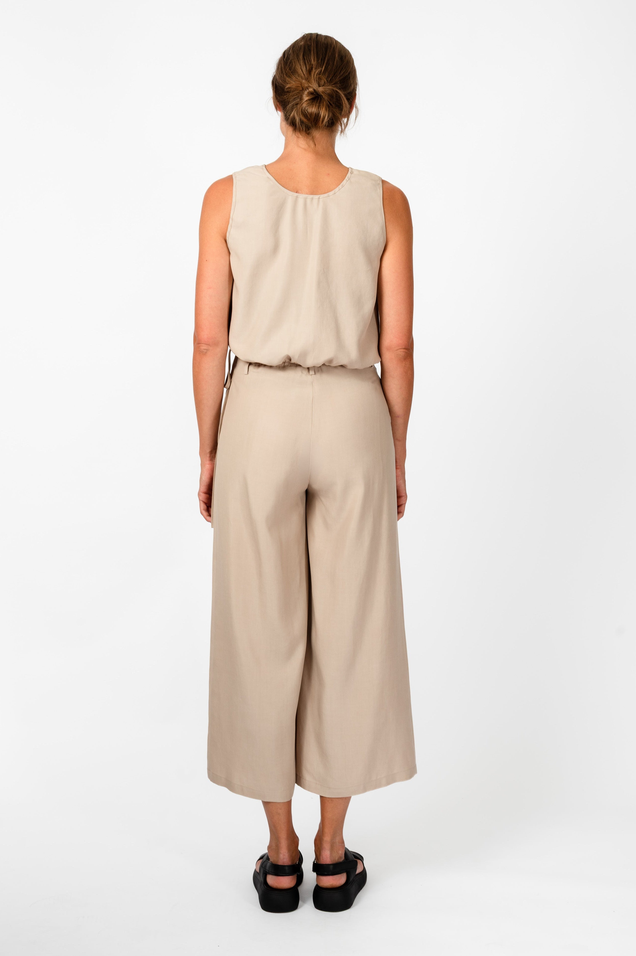 NNIstudio - FLOW Set in Frappé Cream - XS - XS -