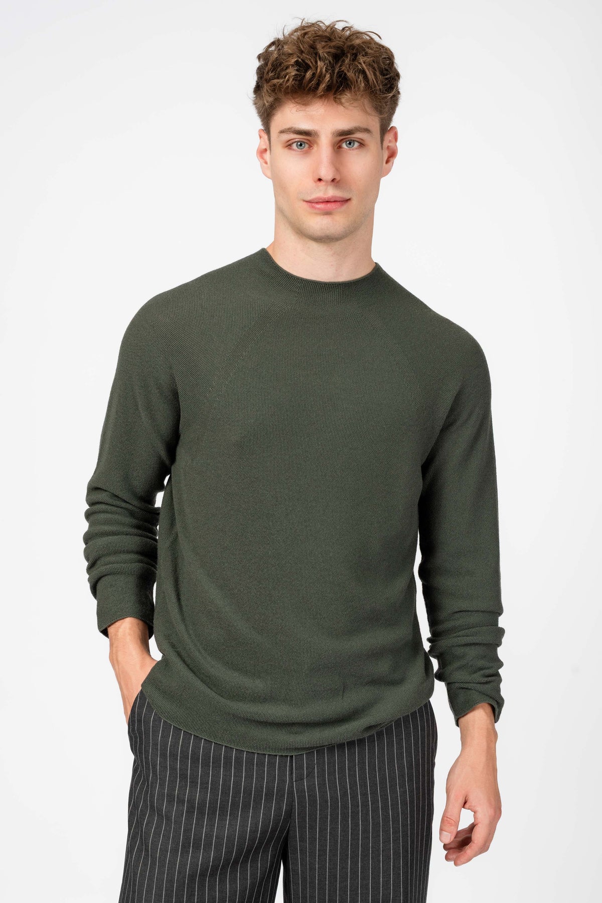 NNIstudio - HALFWAY Strick-Pullover - Dusty Olive - XS cropped fit -