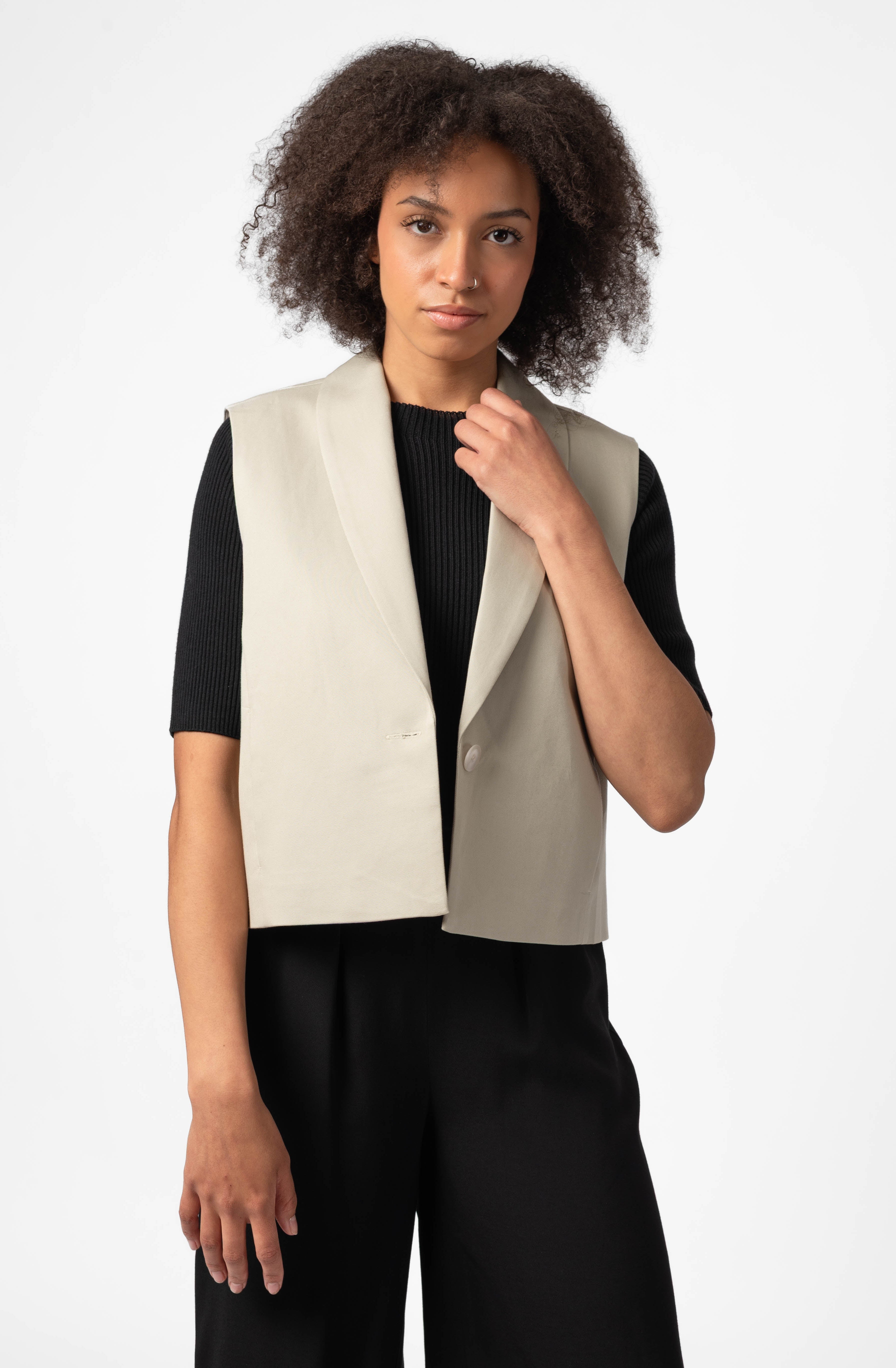 NNIstudio - NECKLINE Shirt - Phantom Black - XS -