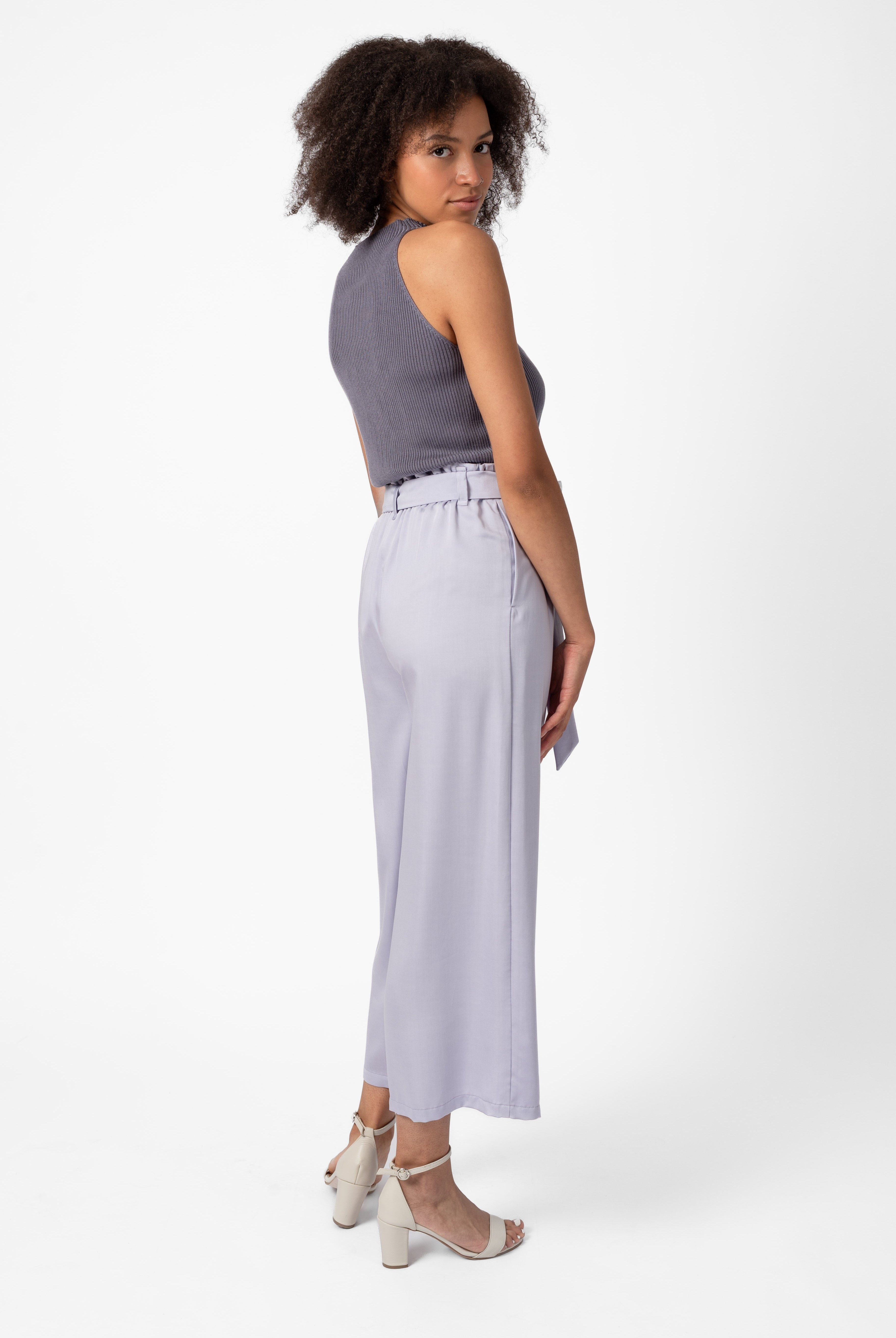 NNIstudio - NECKLINE Top - Frappé Cream - XS -