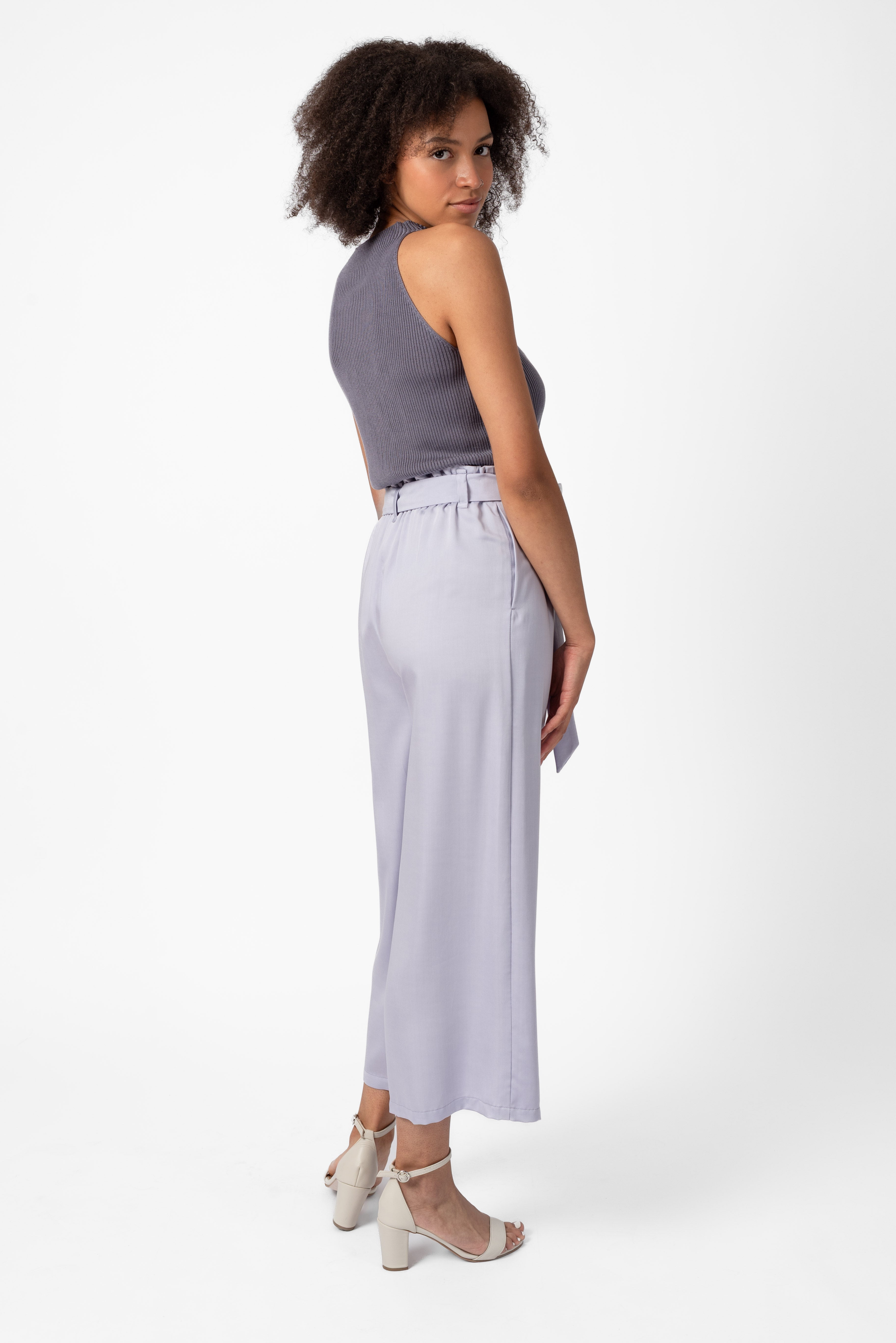 NNIstudio - NECKLINE Top - Frappé Cream - XS -