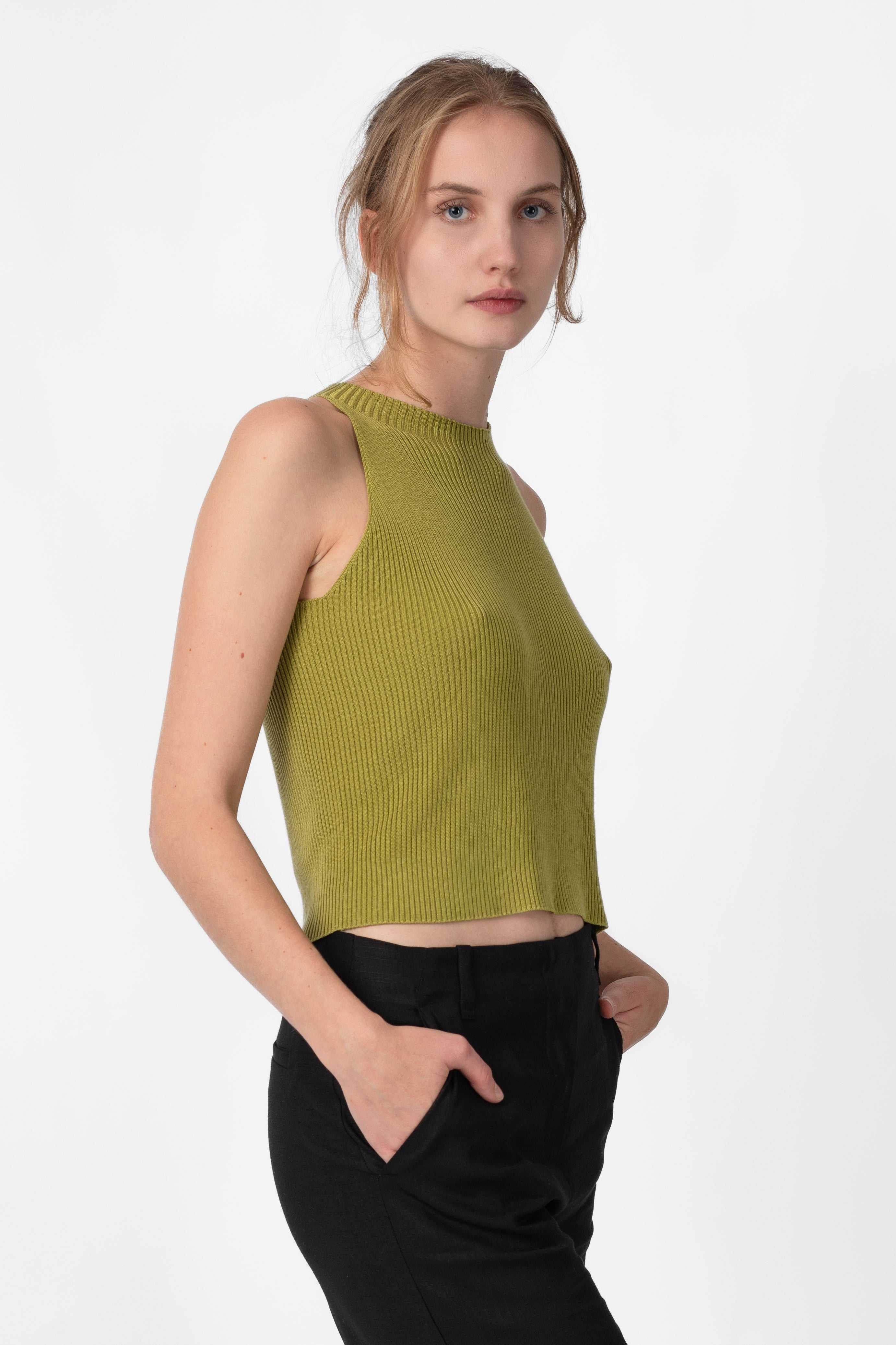 NNIstudio - NECKLINE Top - Frappé Cream - XS -