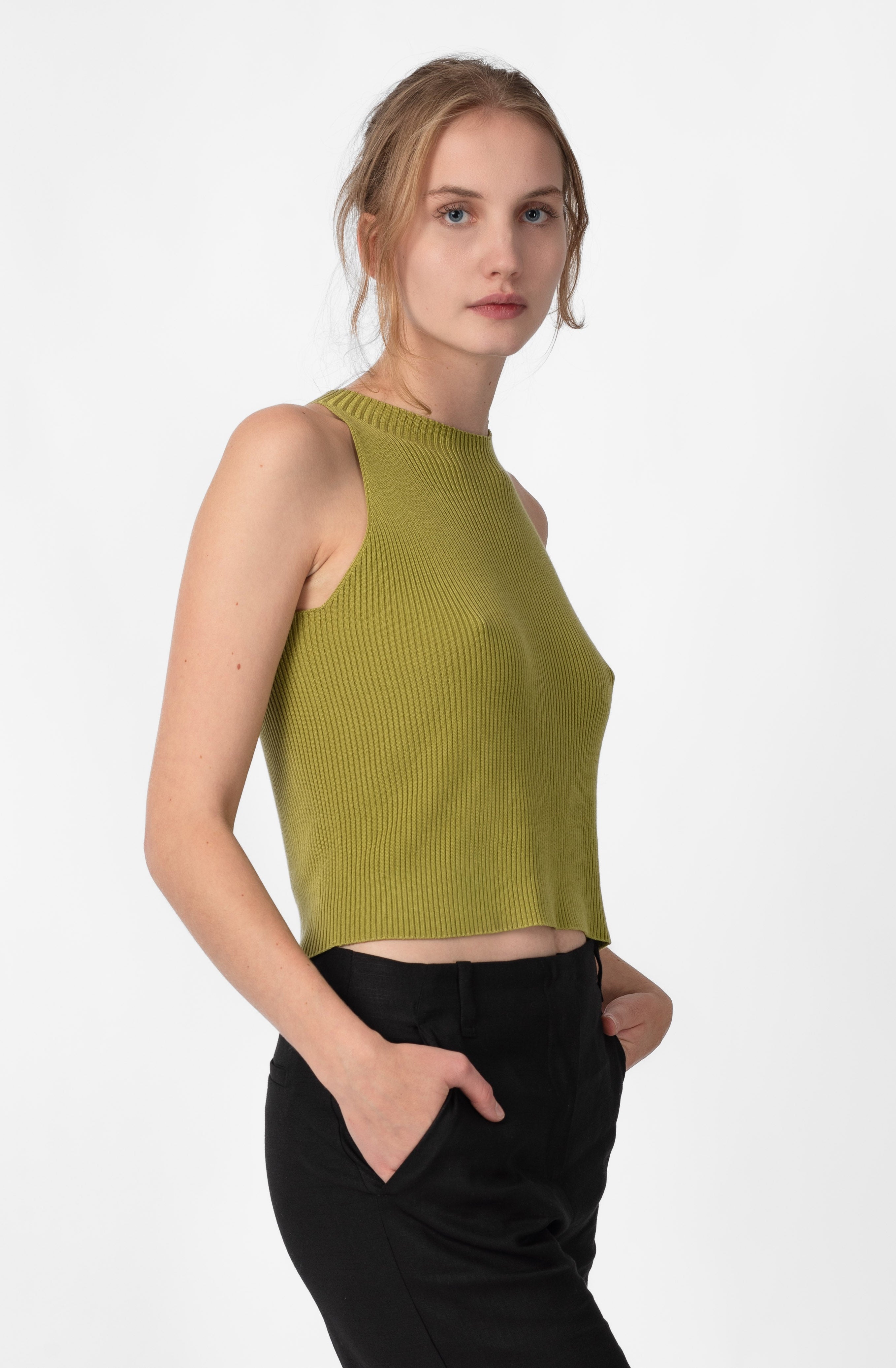 NNIstudio - NECKLINE Top - Frappé Cream - XS -