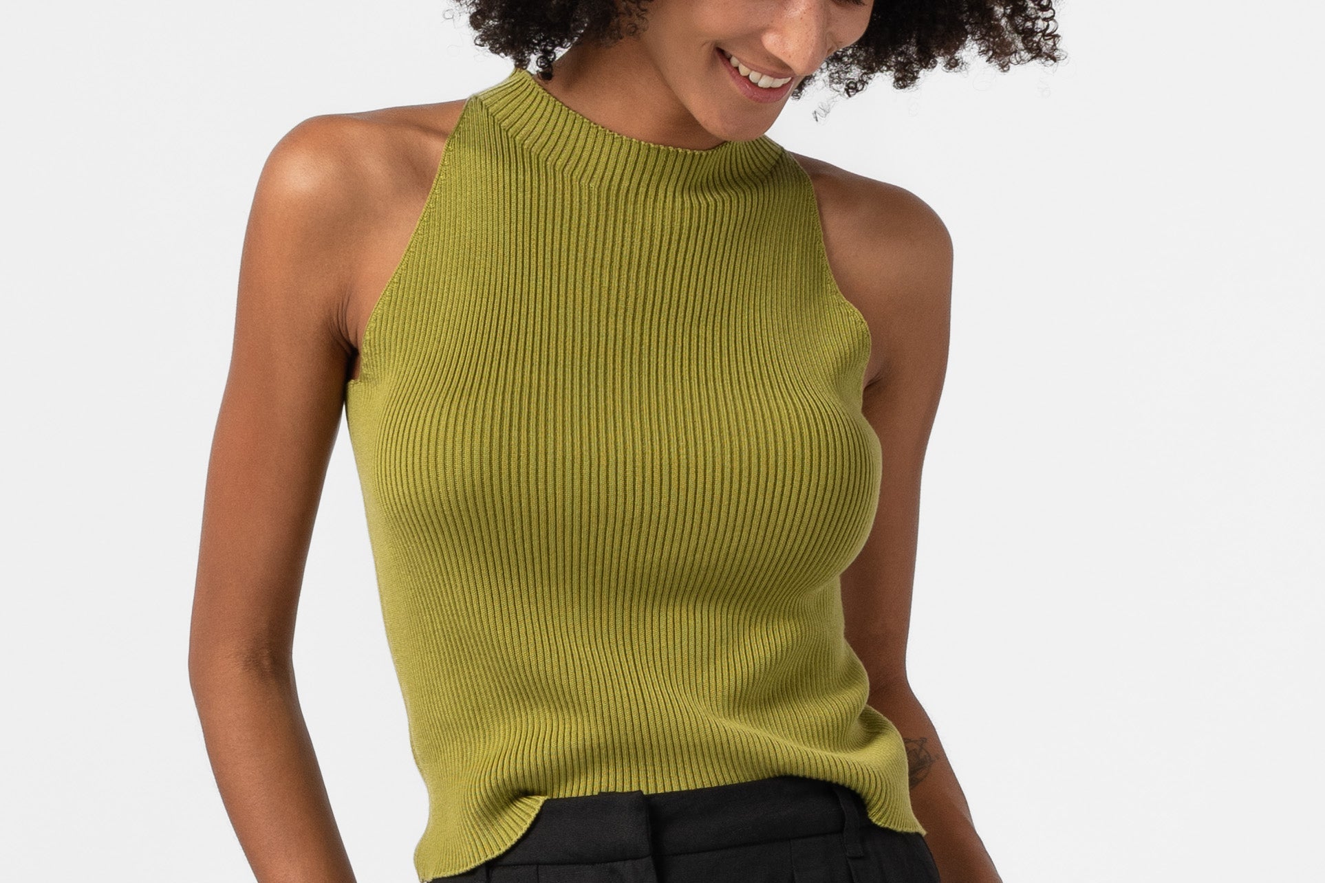 NNIstudio - NECKLINE Top - Moss Green - XS -