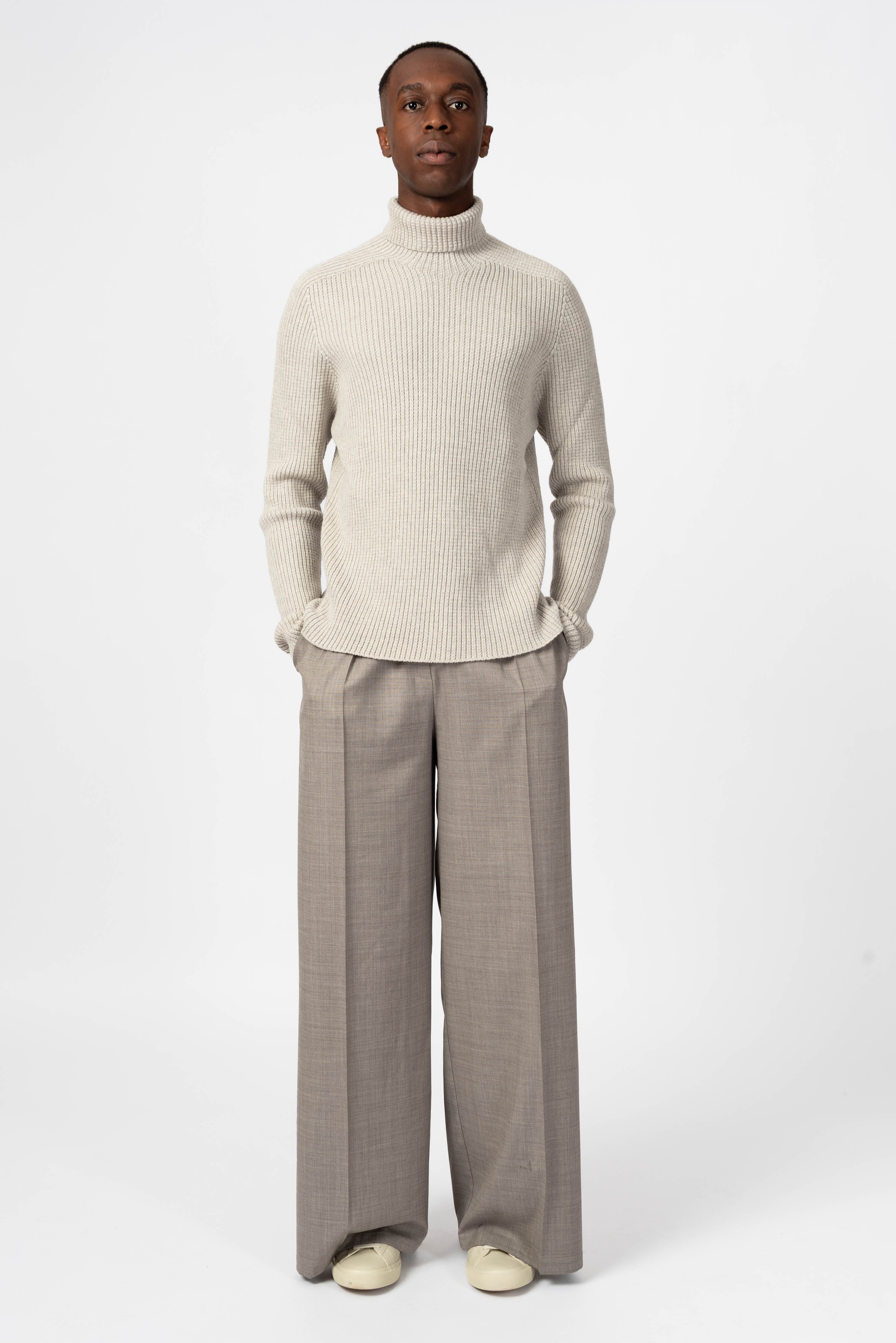 NNIstudio - PALAZZO Hose Wool - Phantom Black - XS -