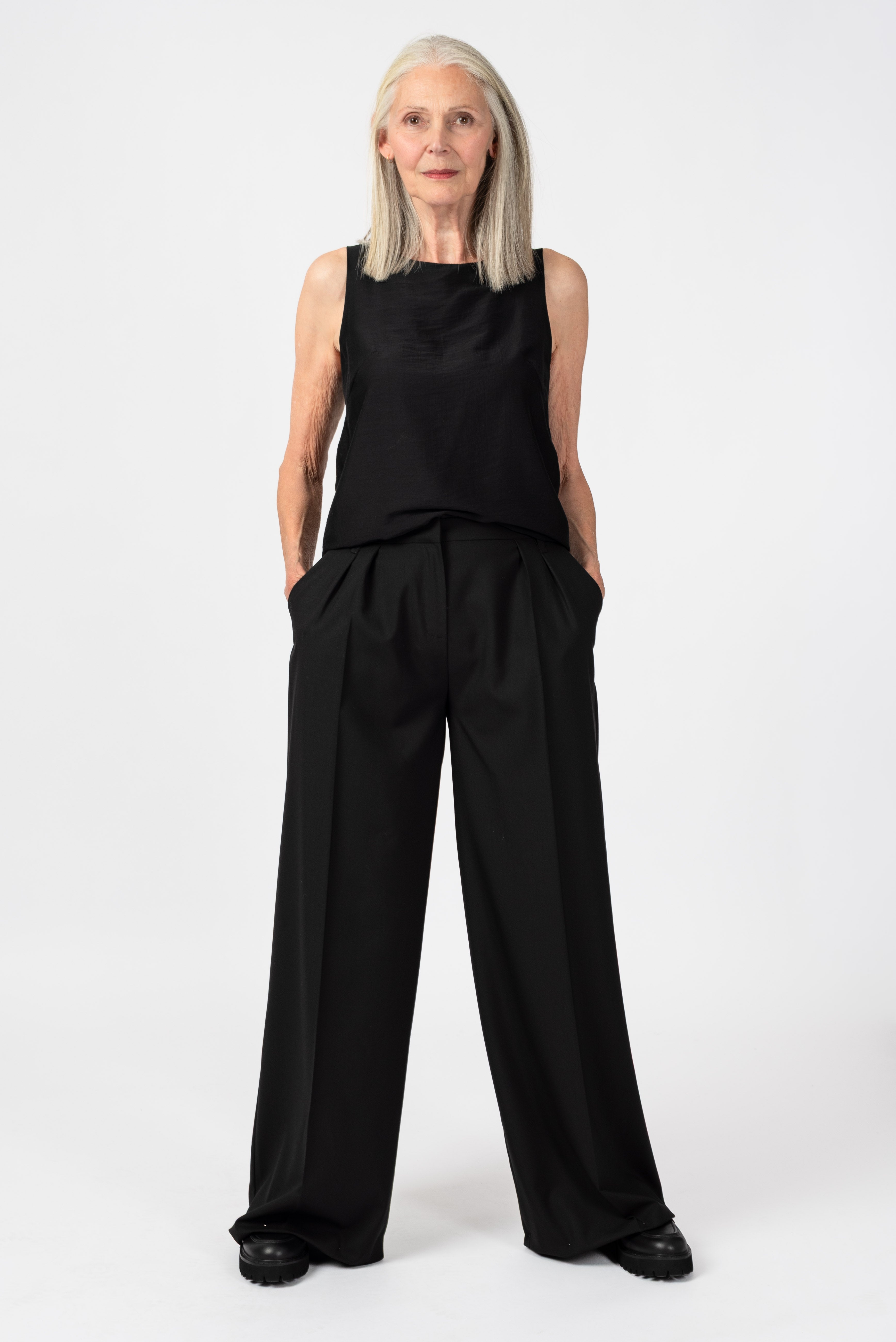 NNIstudio - PALAZZO Hose Wool - Phantom Black - XS -