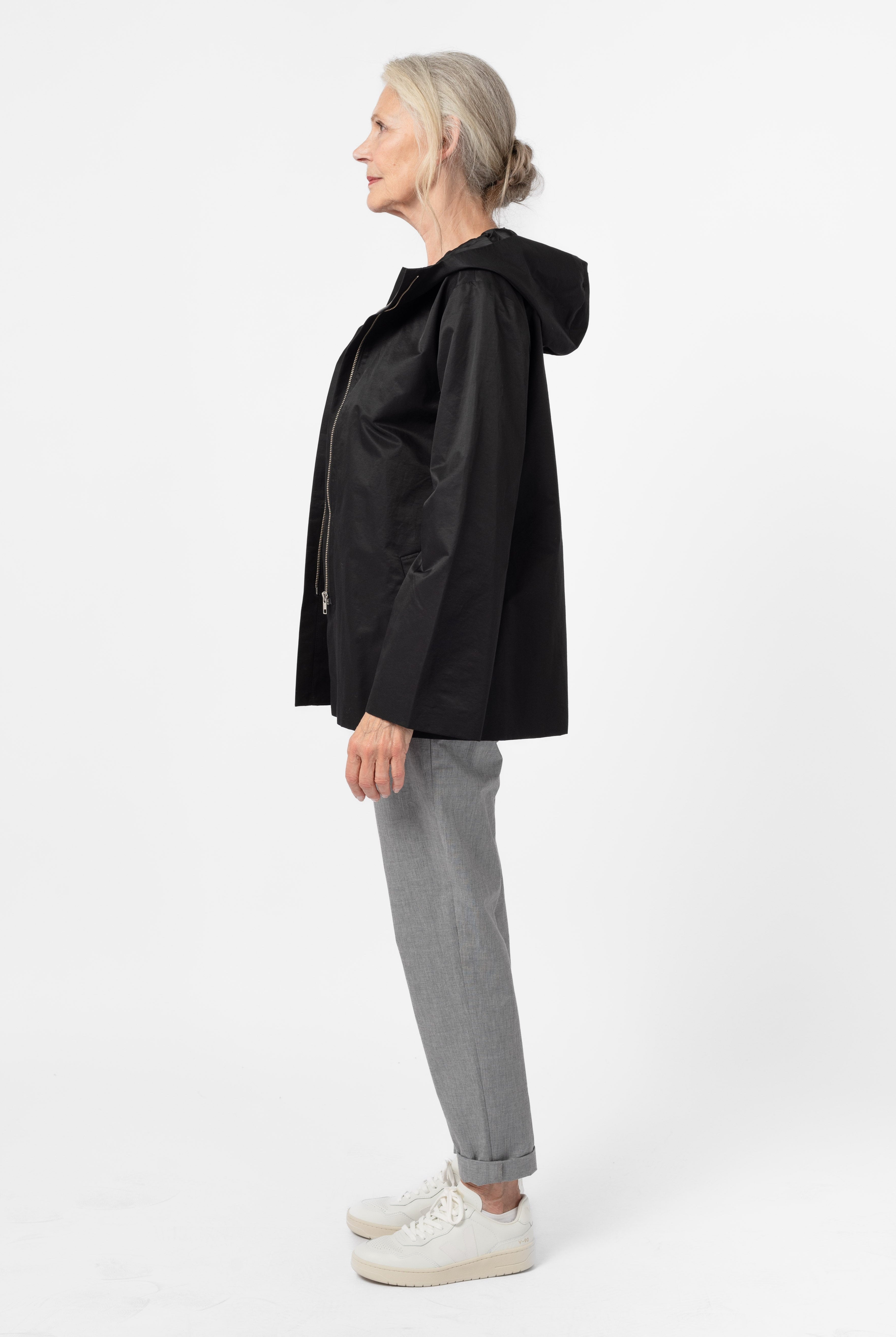 NNIstudio - RAINCOAT Female - Schwarz - XS/S -