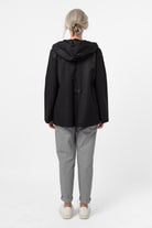 NNIstudio - RAINCOAT Female - Schwarz - XS/S -