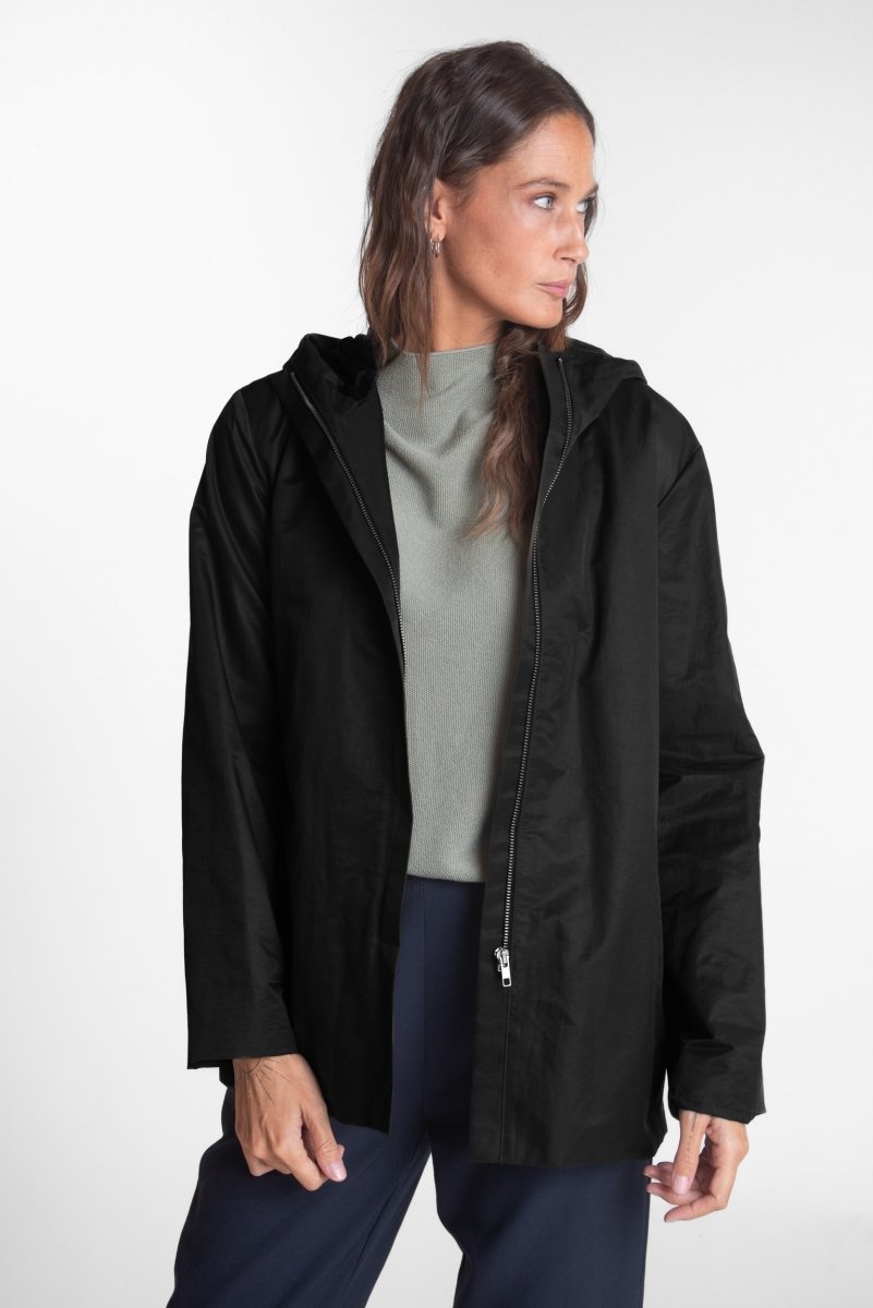 NNIstudio - RAINCOAT Female - Schwarz - XS/S -