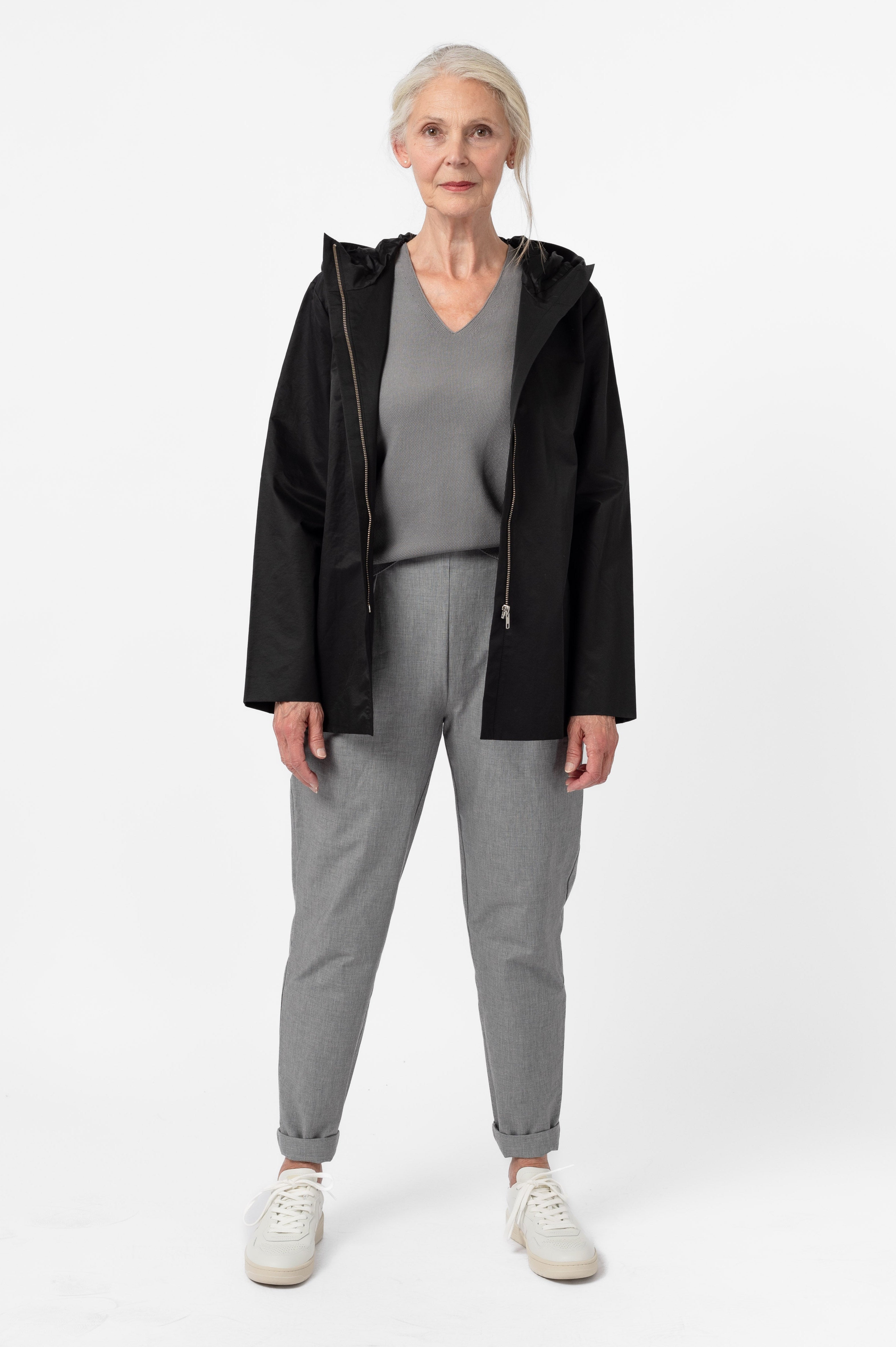 NNIstudio - RAINCOAT Female - Schwarz - XS/S -