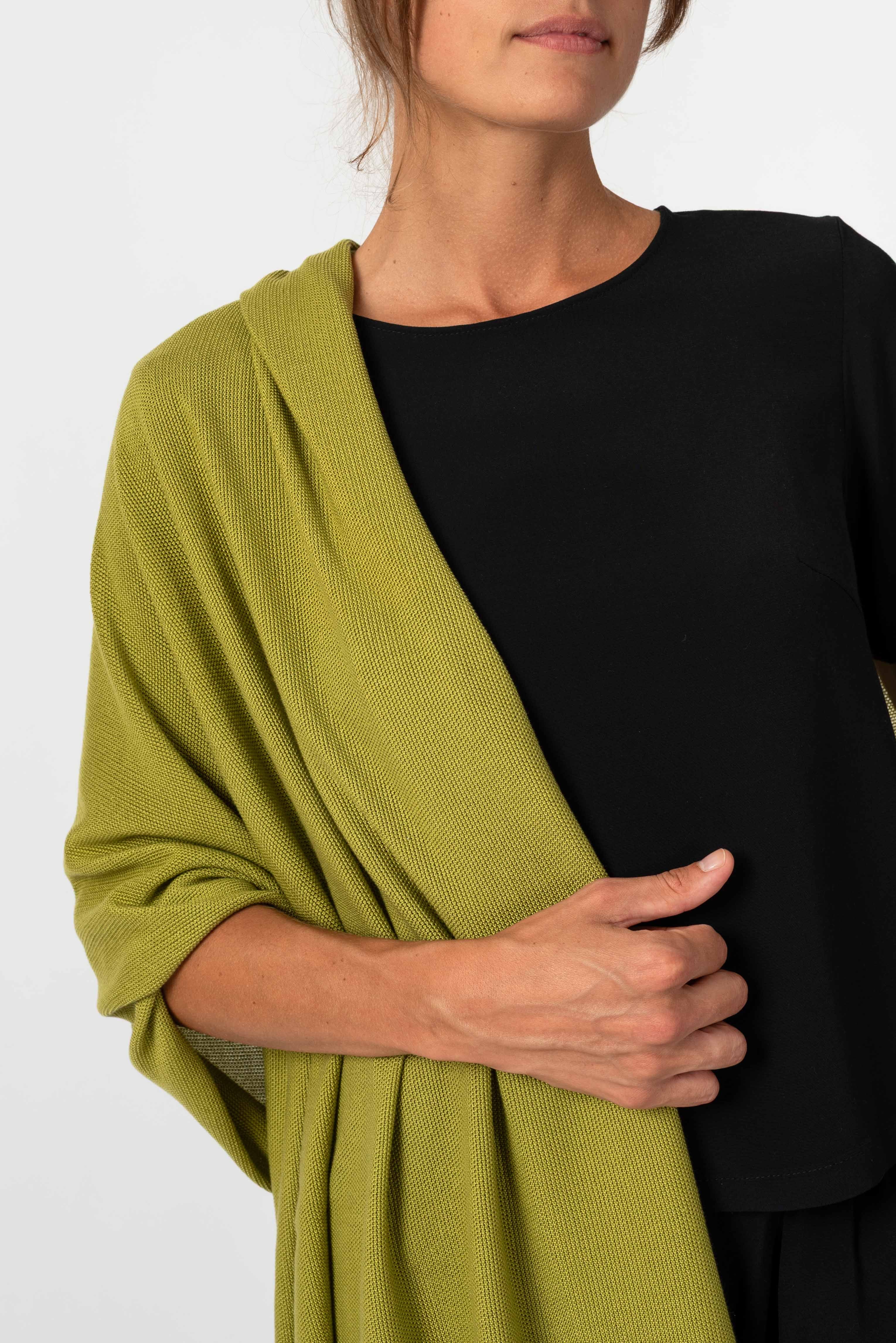 NNIstudio - RICE 2.0 Strick - Stola - Moss Green -