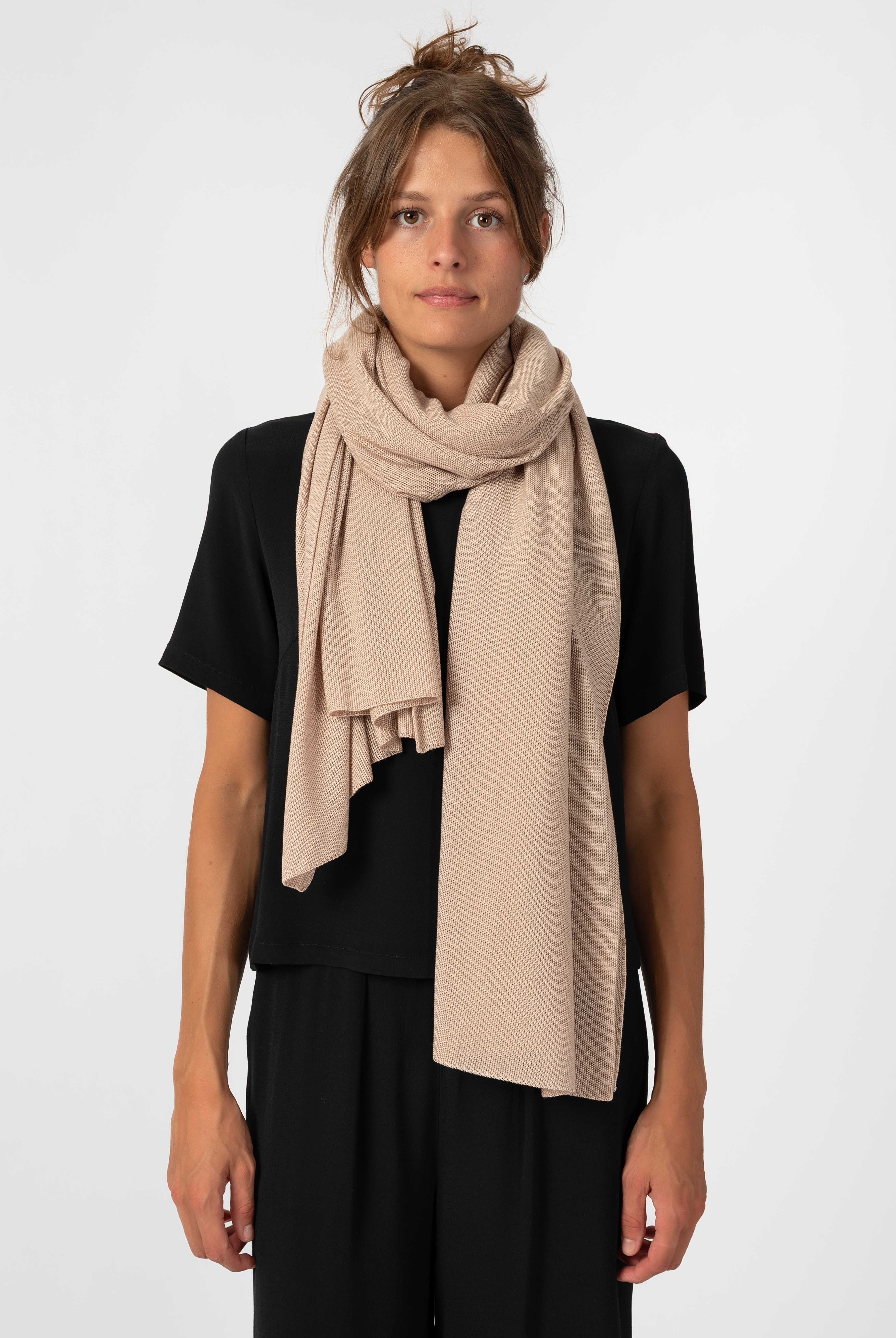 NNIstudio - RICE 2.0 Strick - Stola - Moss Green -