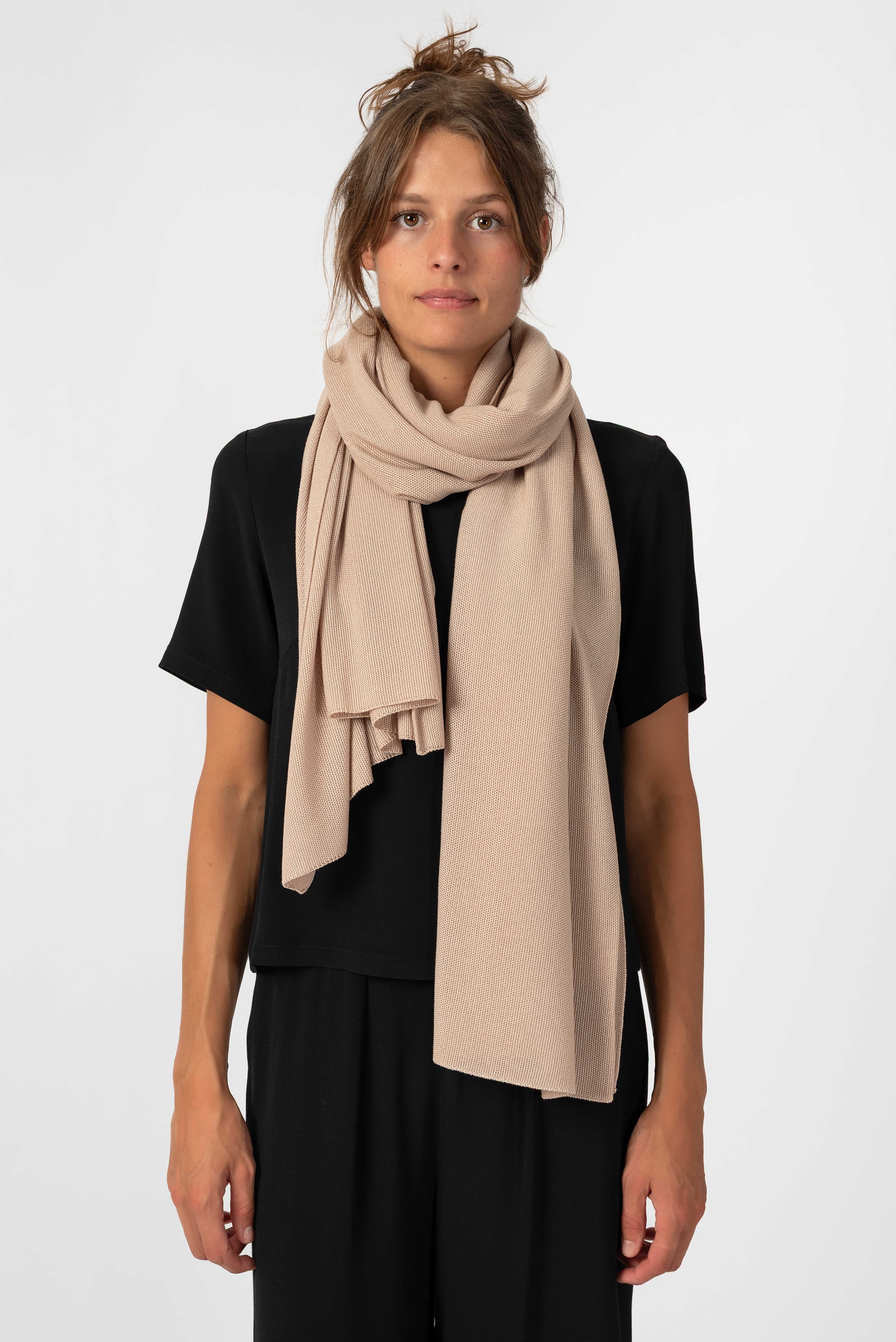 NNIstudio - RICE 2.0 Strick - Stola - Moss Green -