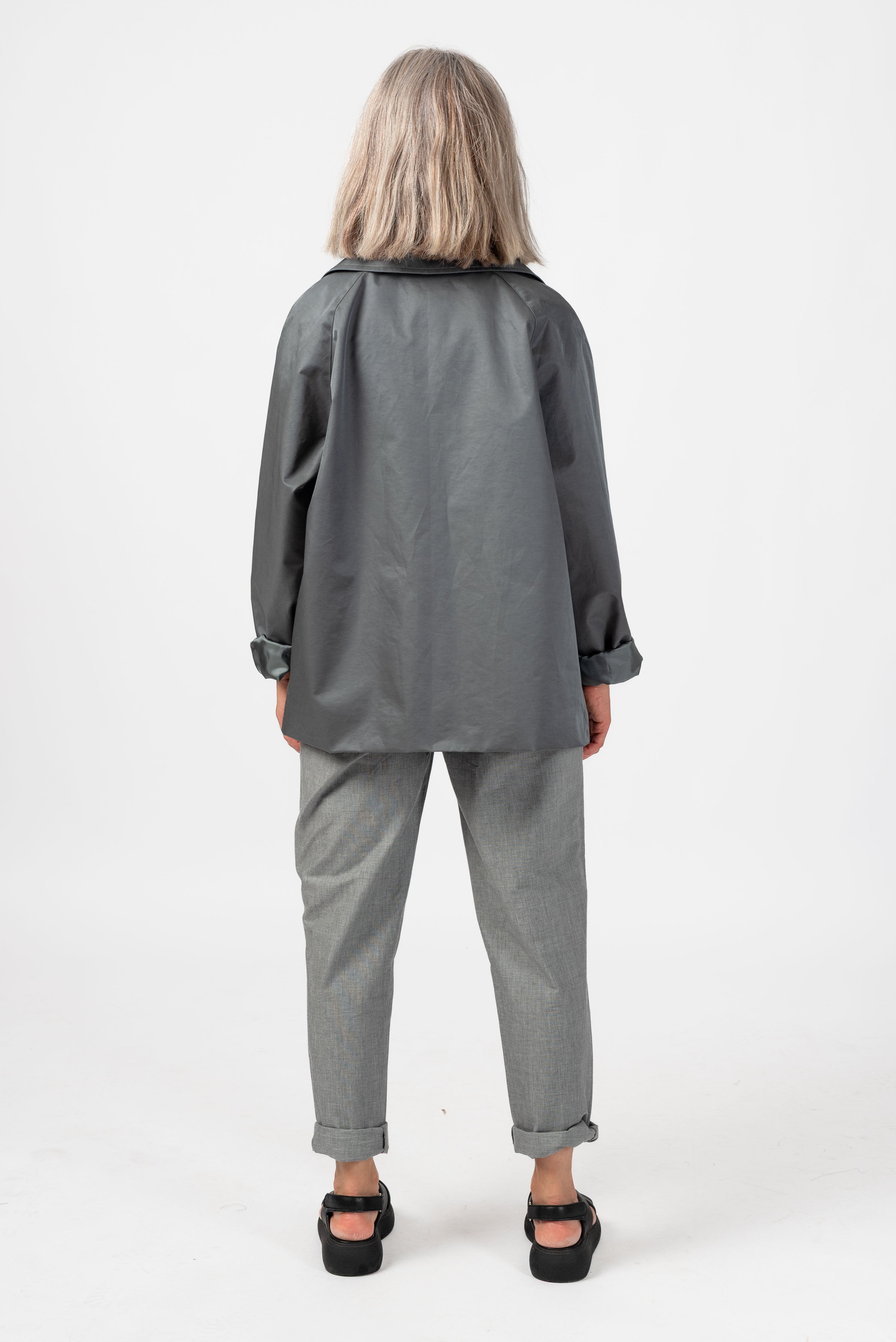 NNIstudio - SHORTCOAT Light - Phantom Black - S -