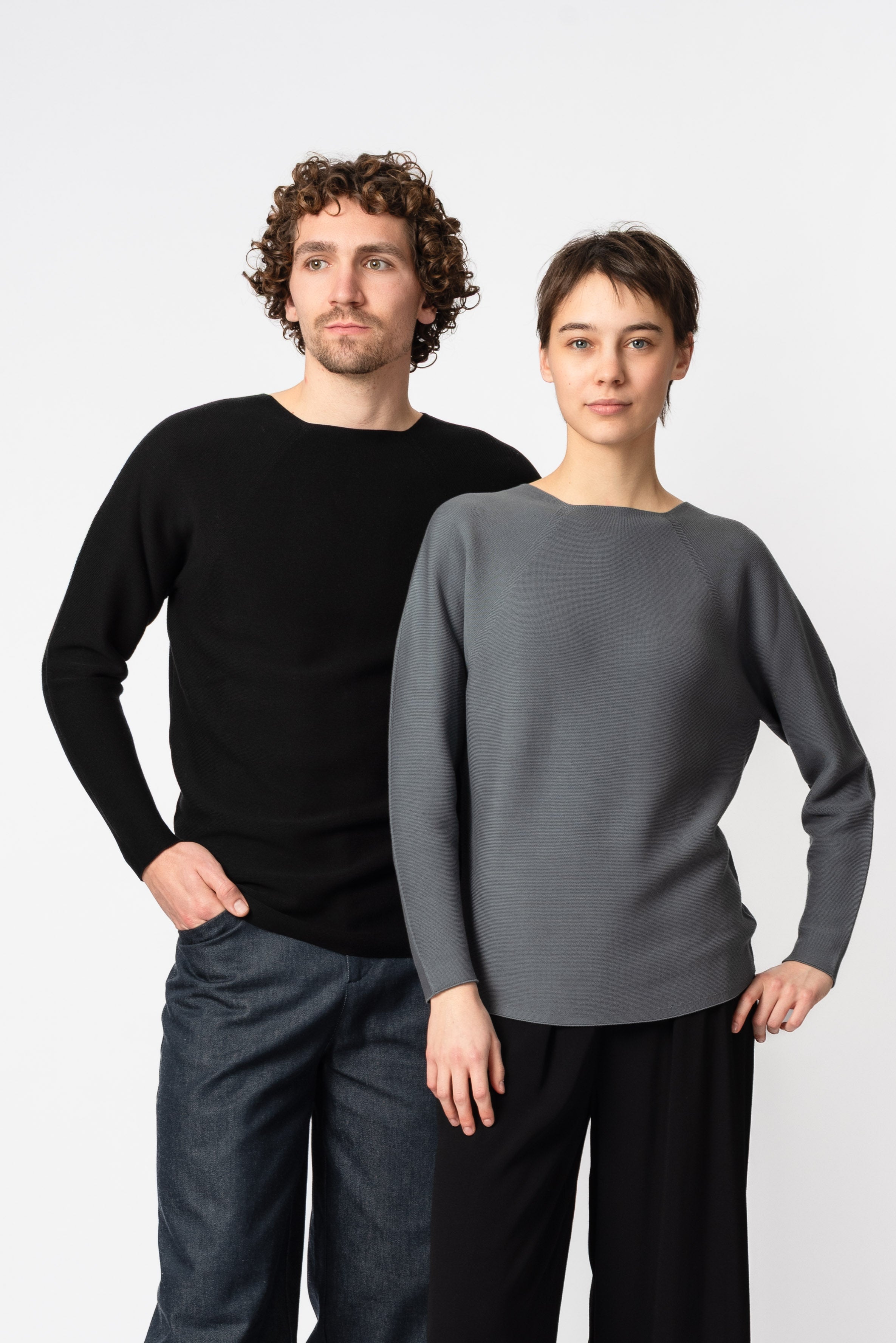 NNIstudio - SLIM Strick - Pullover - Phantom Black - XS -