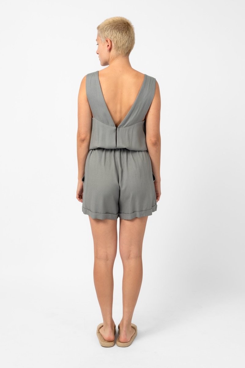 NNIstudio - SNUG Kurzoverall - Schwarz - XS -