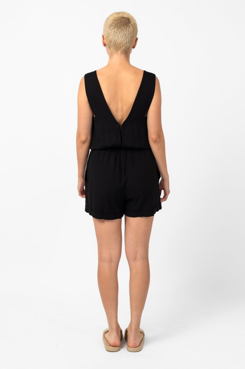 NNIstudio - SNUG Kurzoverall - Schwarz - XS -