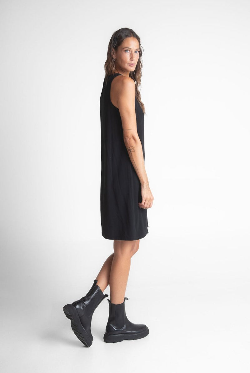 NNIstudio - STRAIGHT Kleid - Schwarz - XS/S -