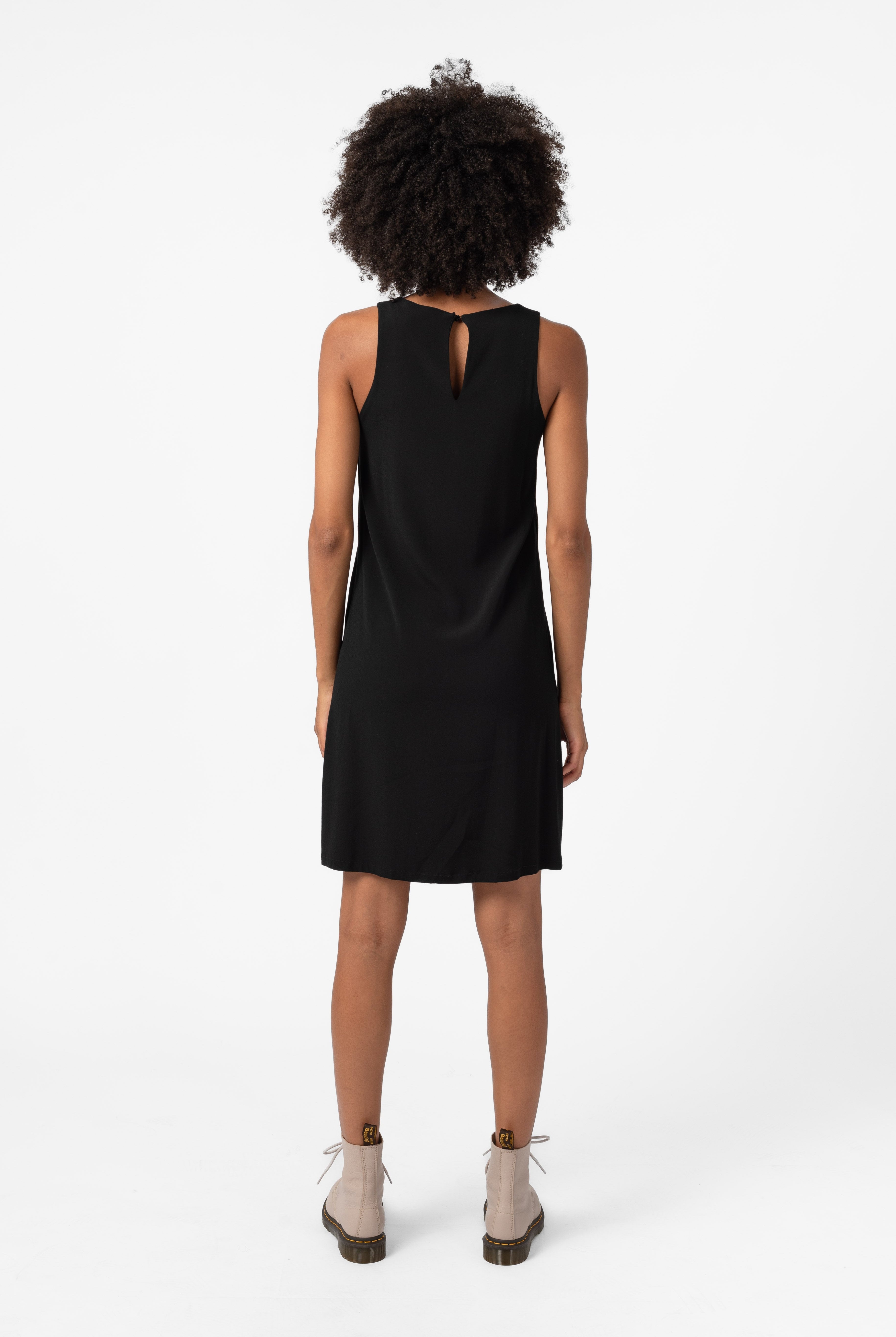 NNIstudio - STRAIGHT Kleid - Schwarz - XS/S -