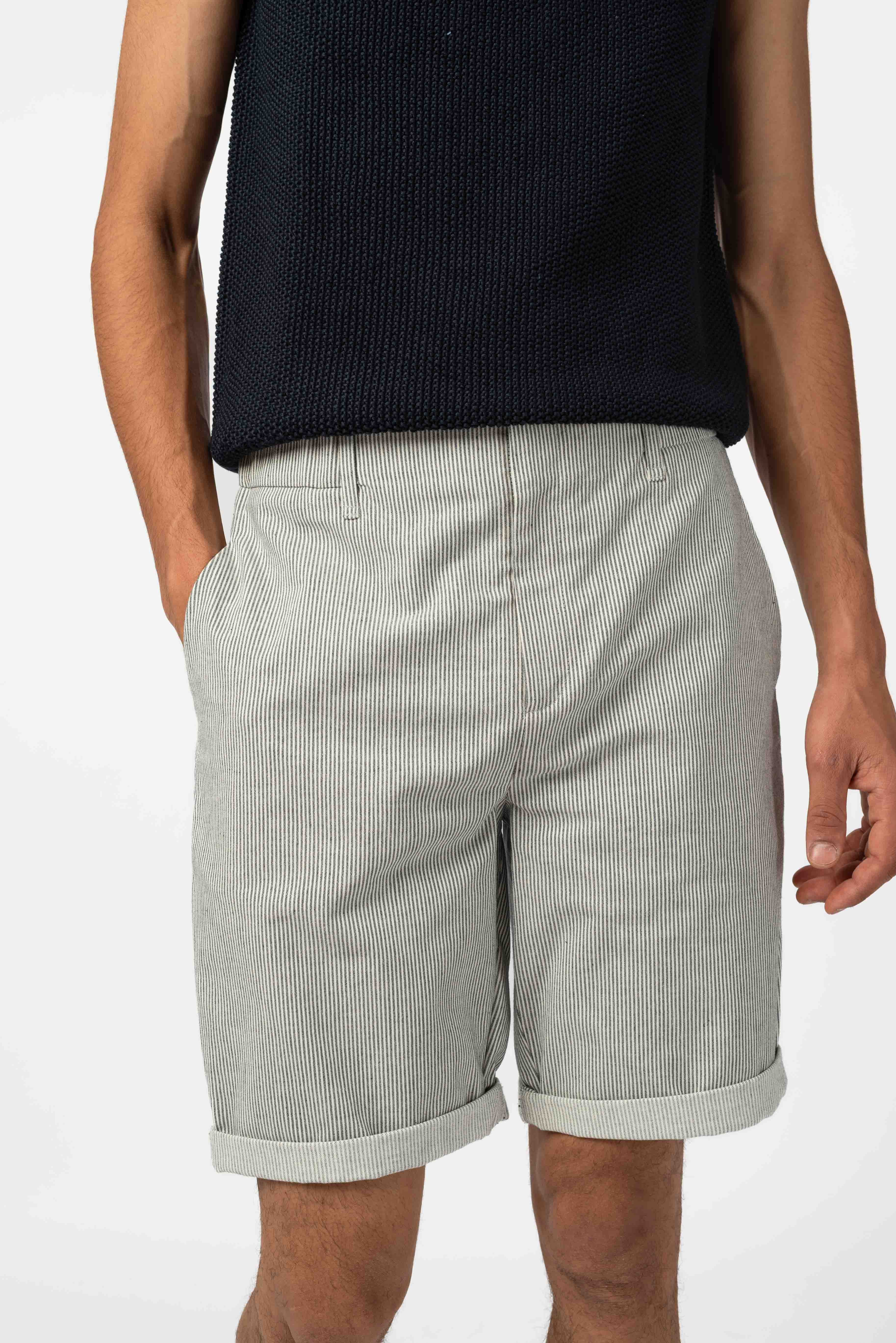 NNIstudio - STRAIGHT Shorts Cotton - Striped - XS -