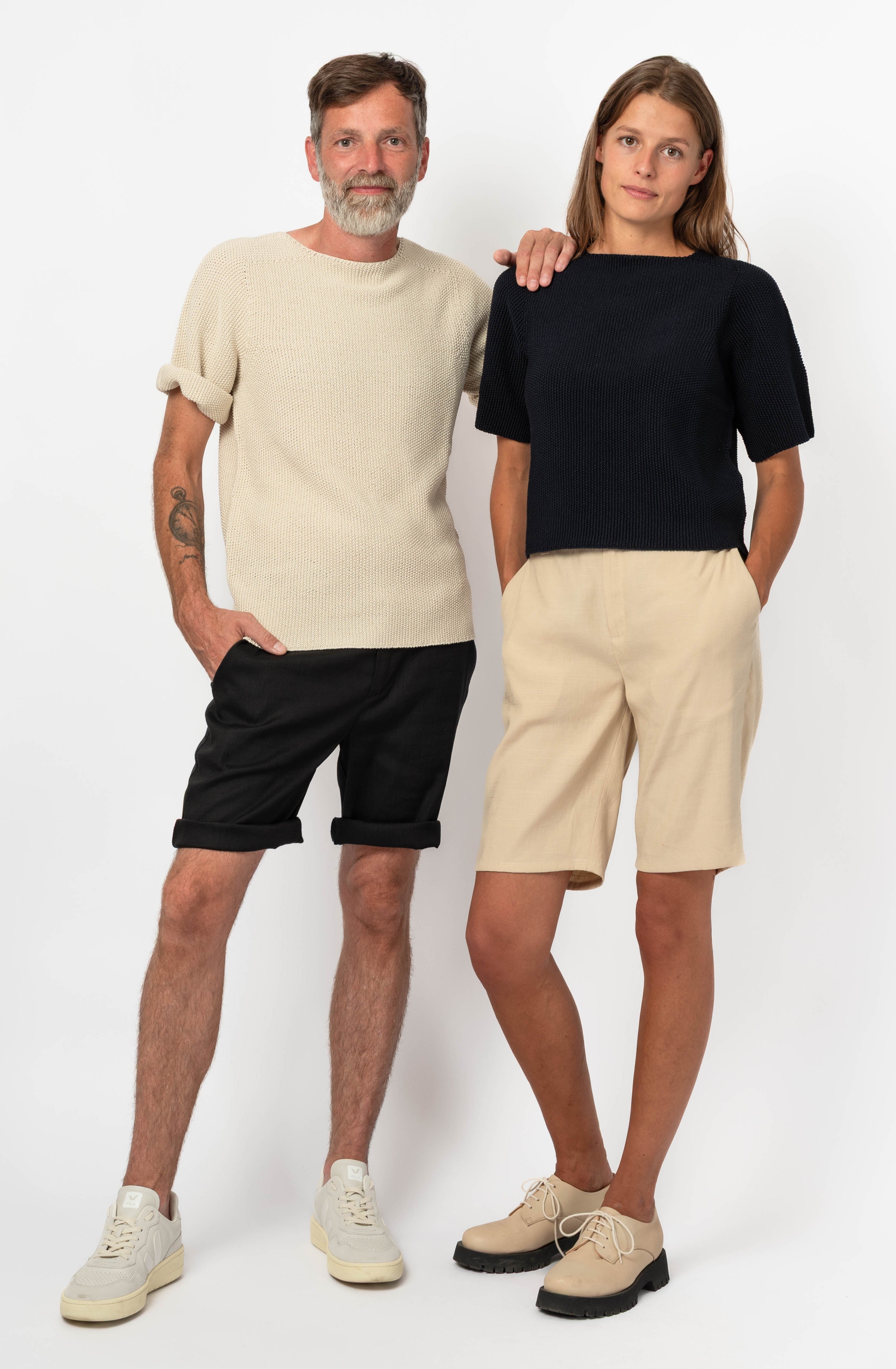 NNIstudio - STRAIGHT Shorts Leinen - Phantom Black - XS -