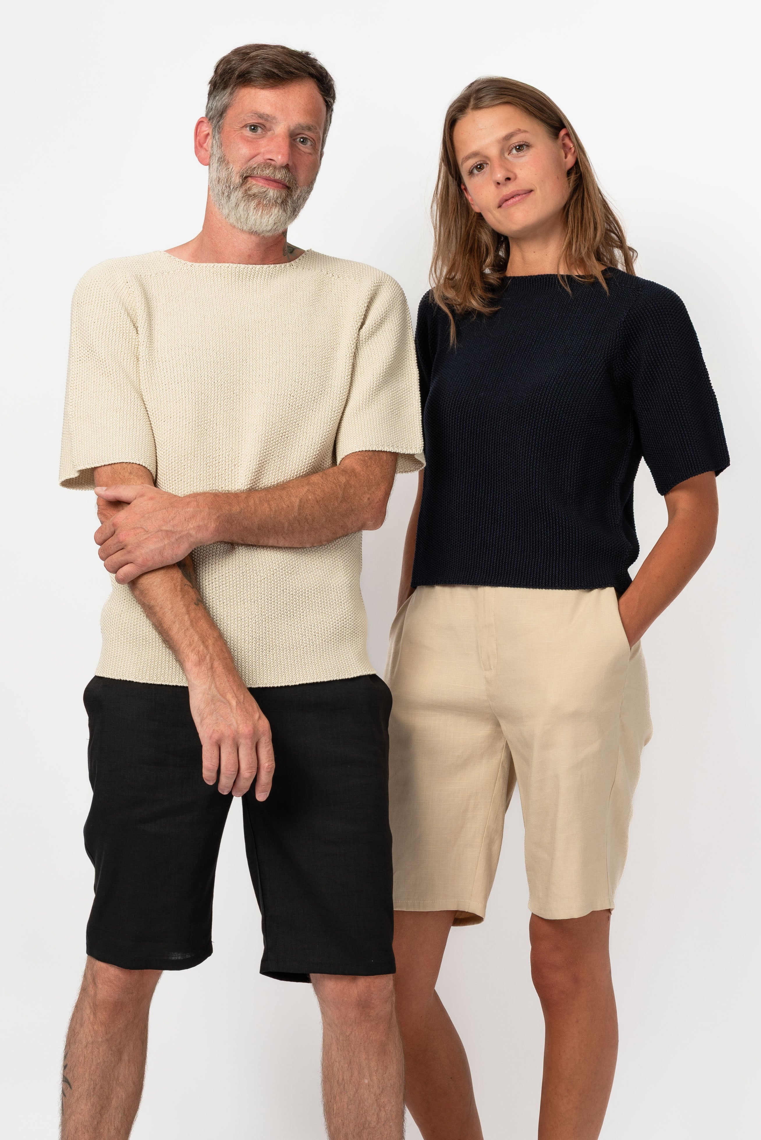 NNIstudio - STRAIGHT Shorts Leinen - Phantom Black - XS -