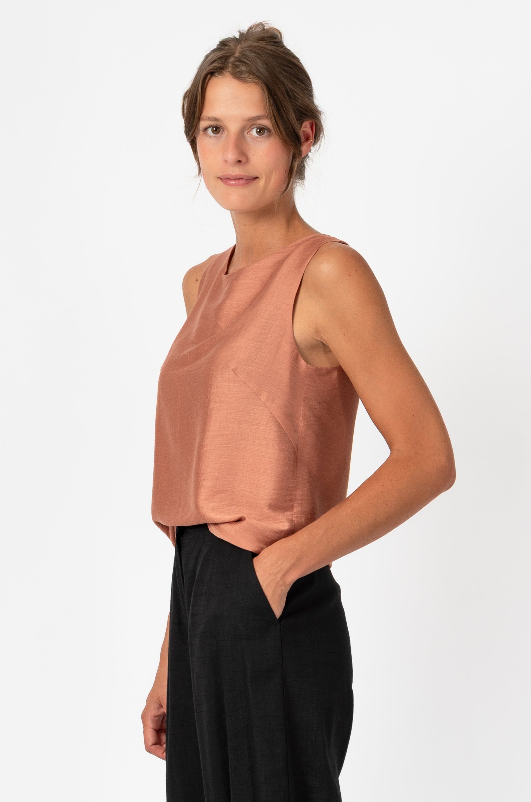 NNIstudio - STRAIGHT Top Silk - Cork Cream - XS -